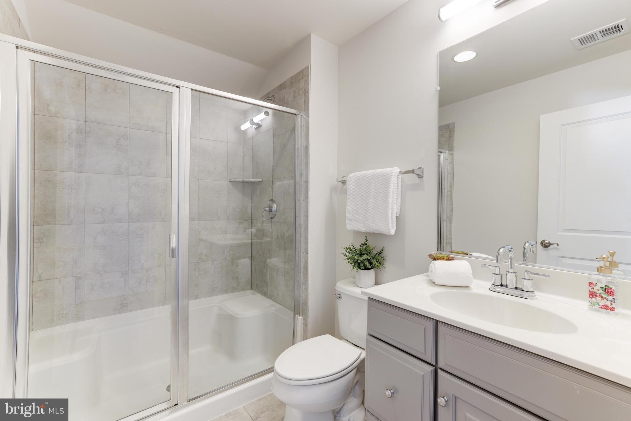 MANOR RIDGE - Residential