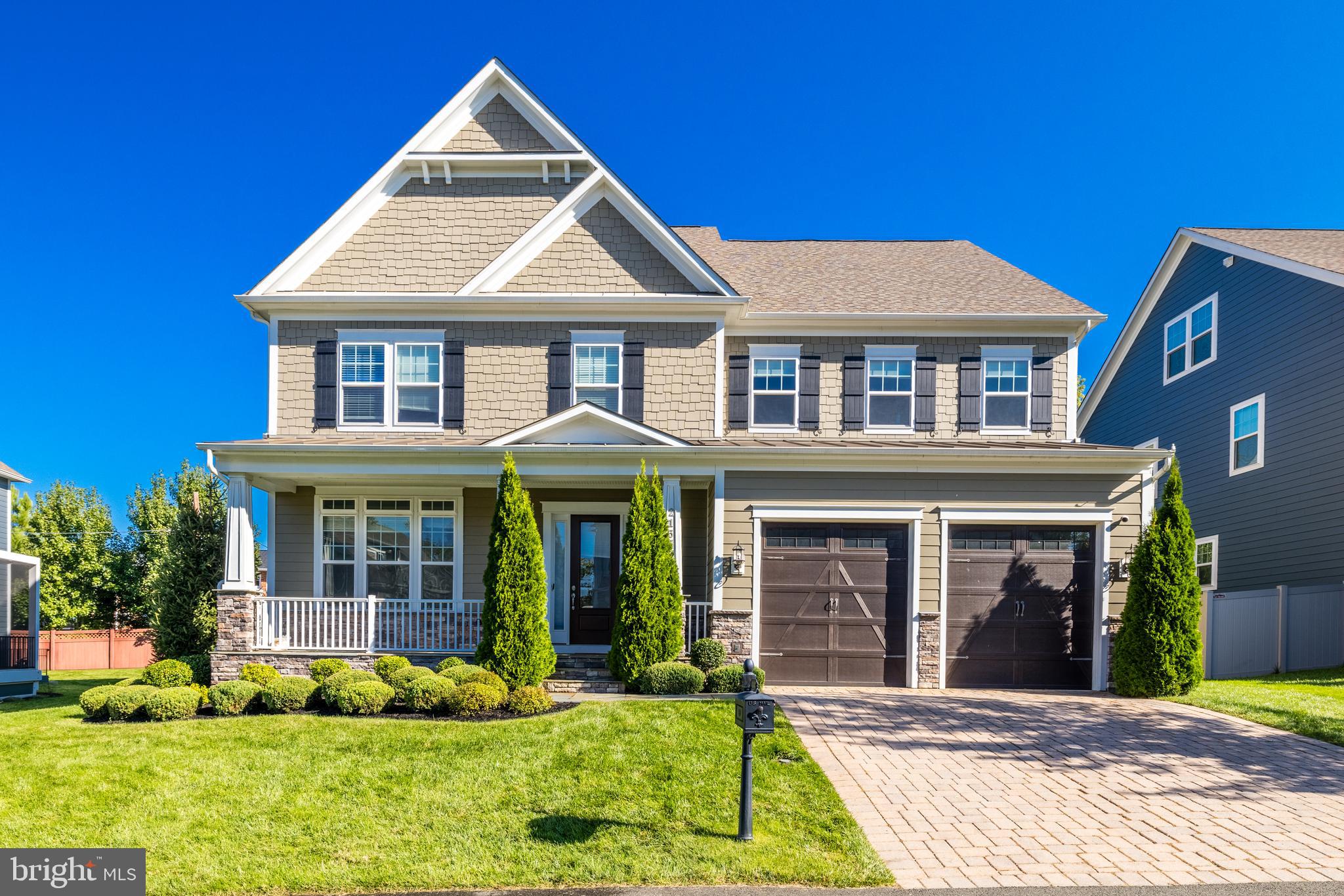 MANOR RIDGE - Residential