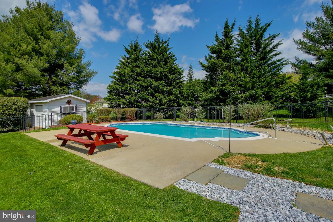 PEACH MILL ESTATES - Residential