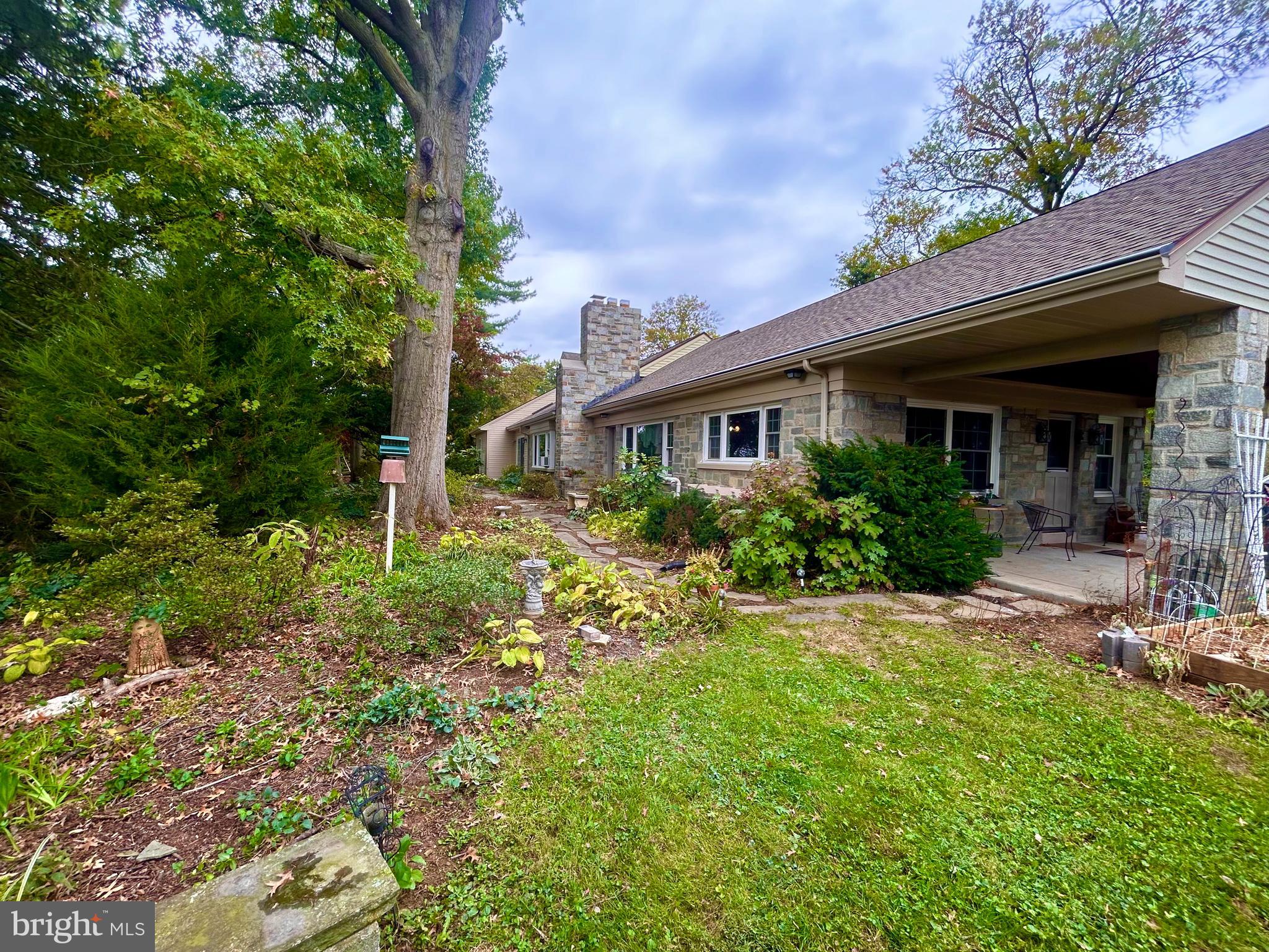 203 HILLSIDE TERRACE