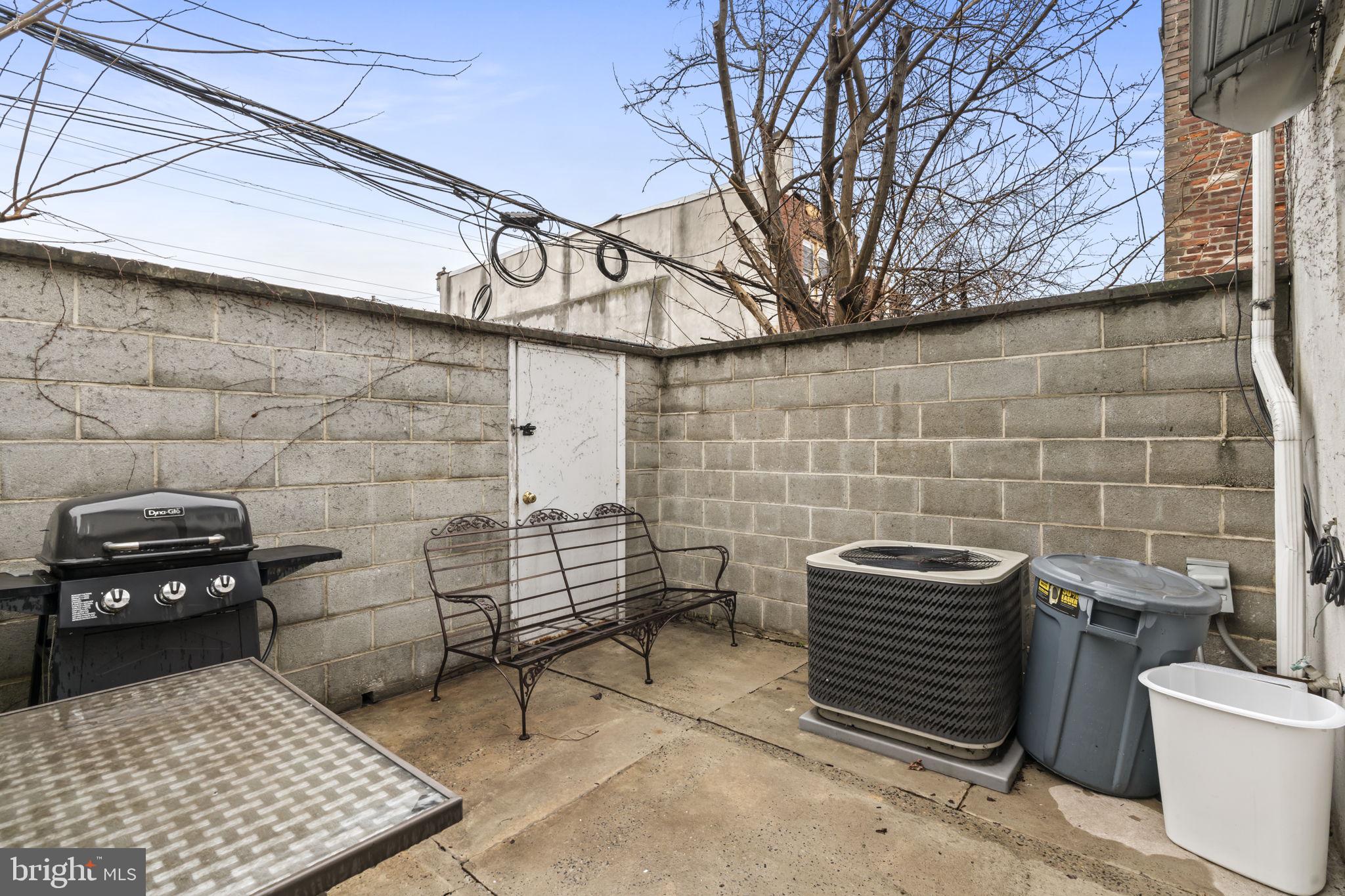 EAST PASSYUNK CROSSING - Residential