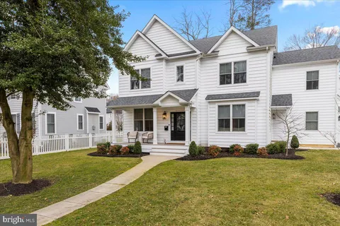 17 W Redman Avenue, Haddonfield, NJ MLS: NJCD2090582