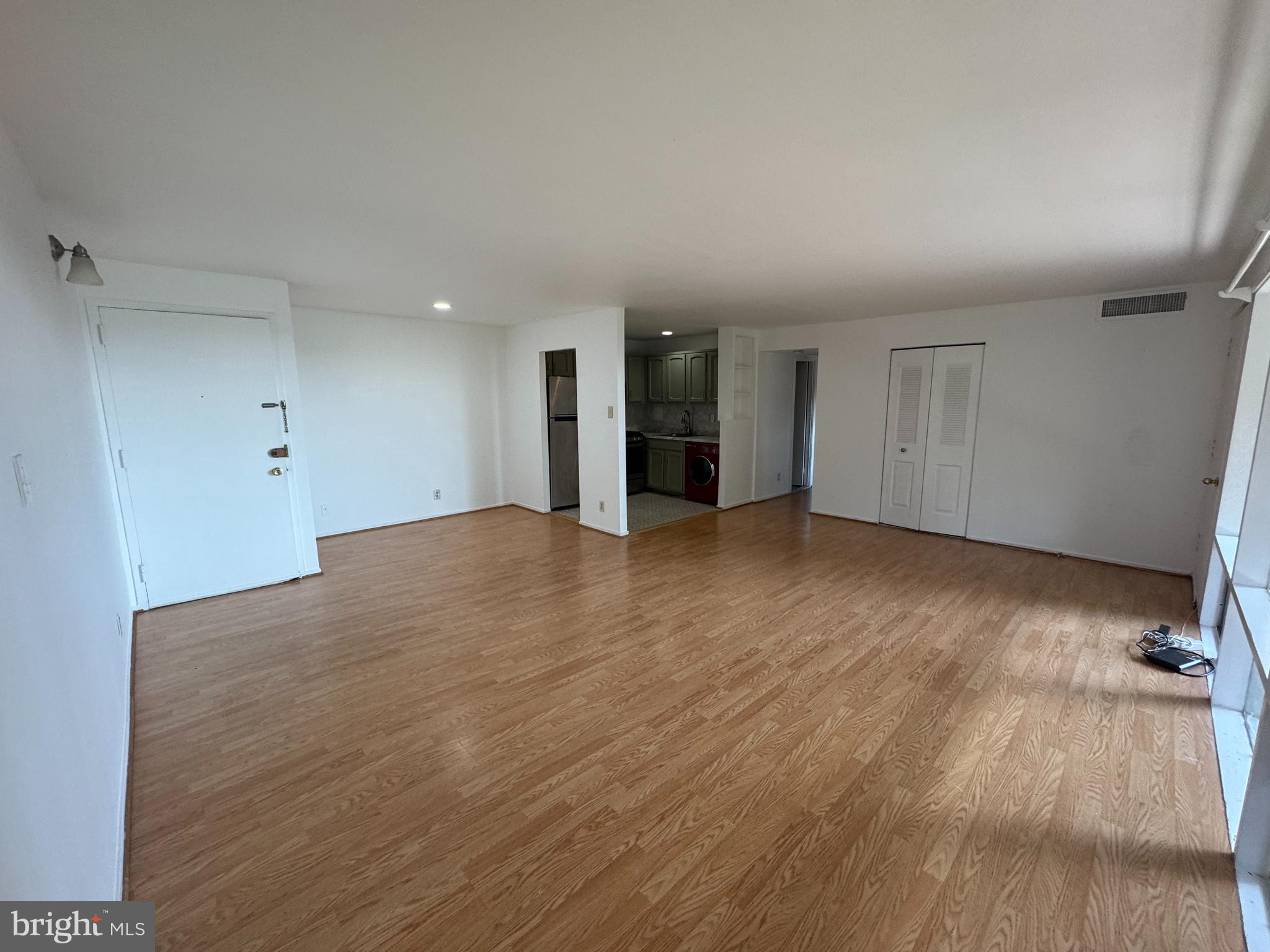 WOODMONT SPRINGS - Residential