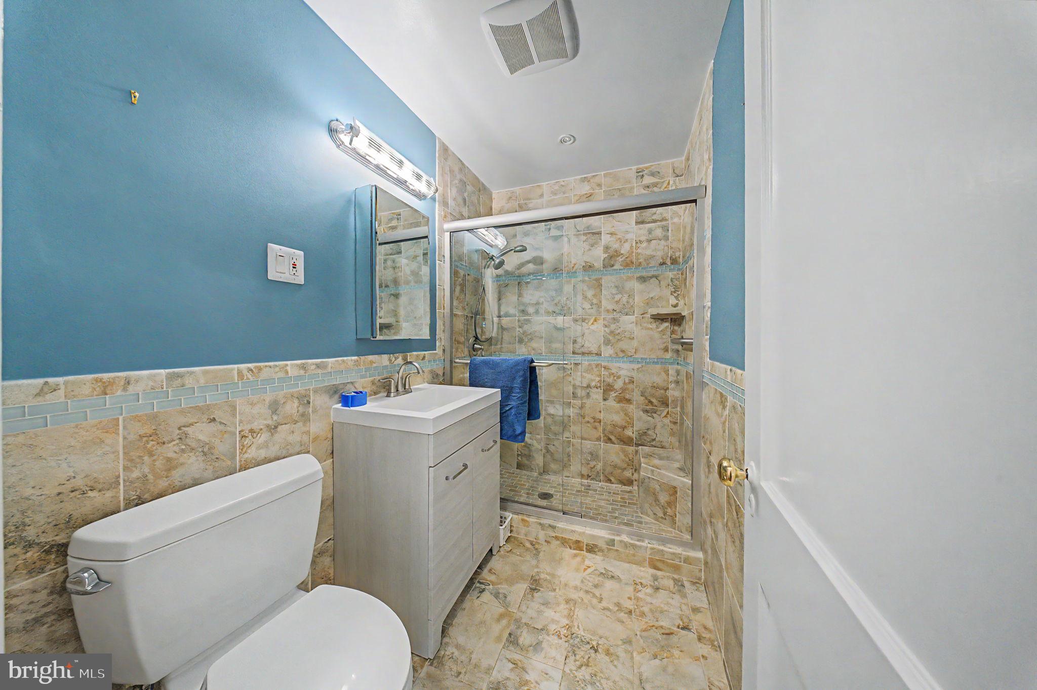 KENSINGTON - Residential