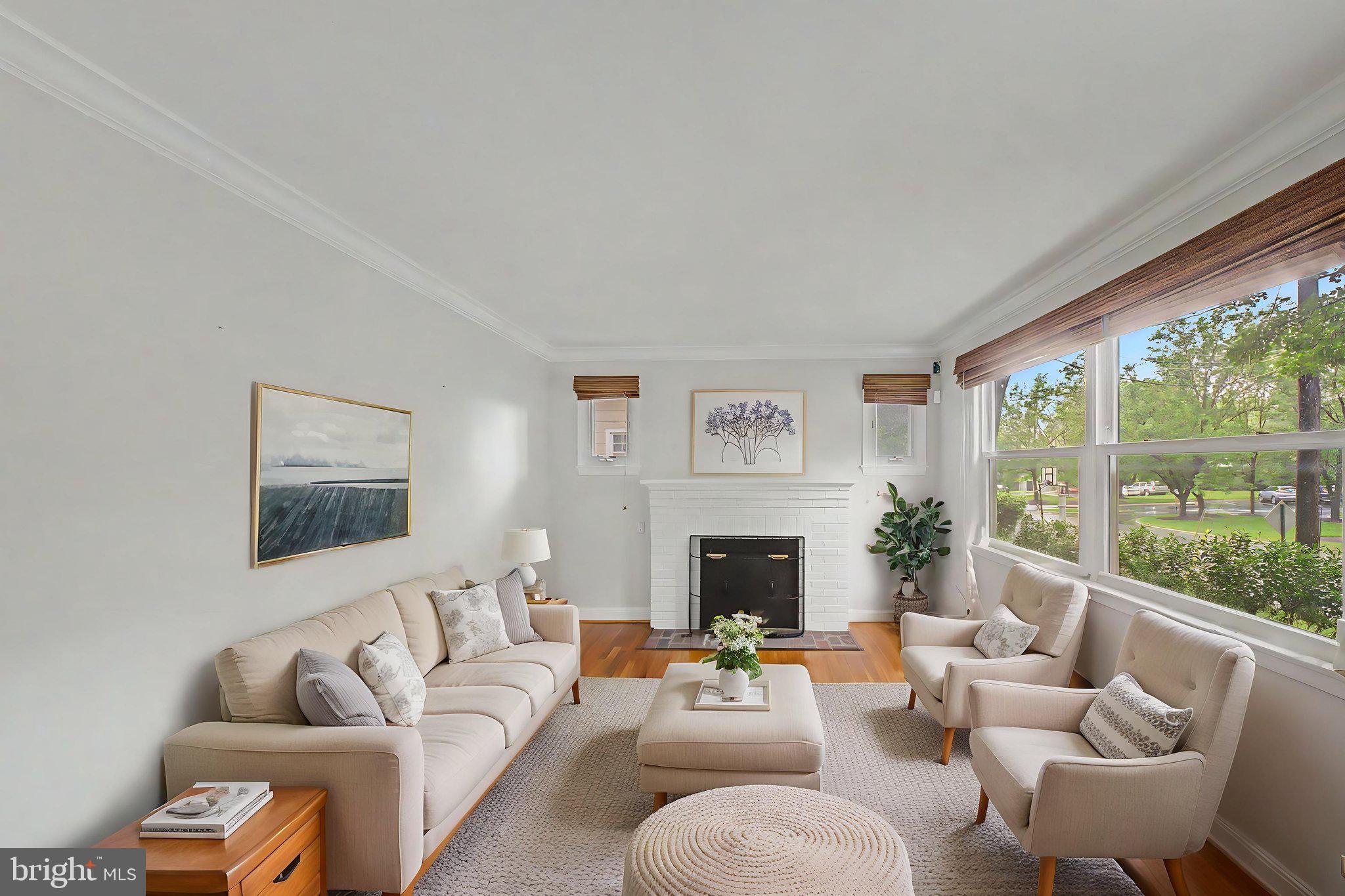 KENSINGTON - Residential