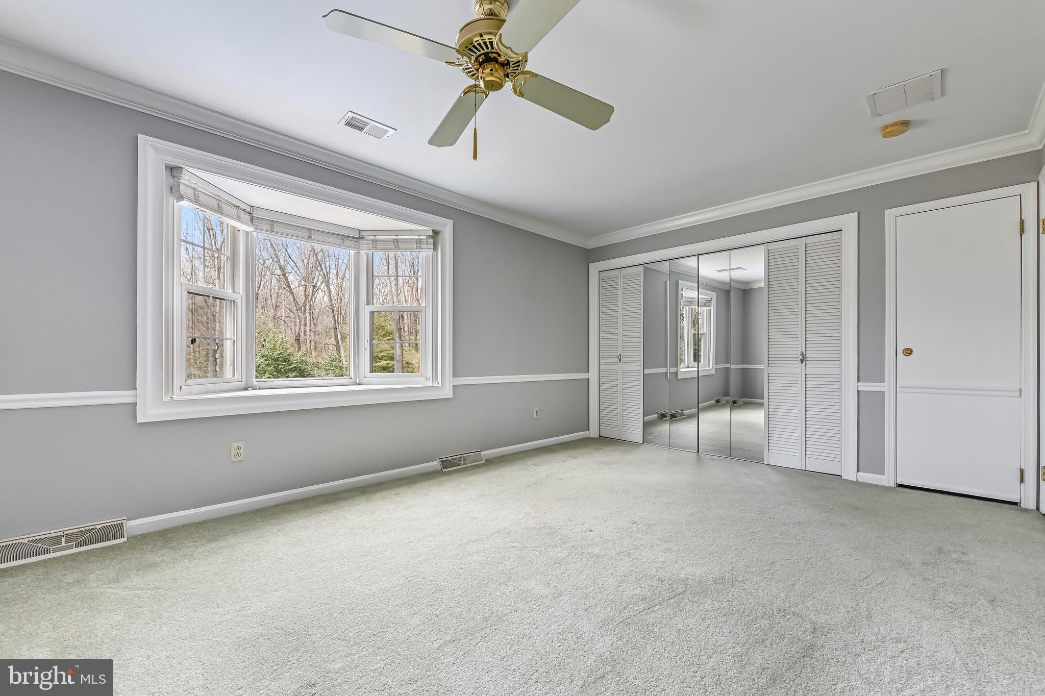 BAY HILLS - Residential