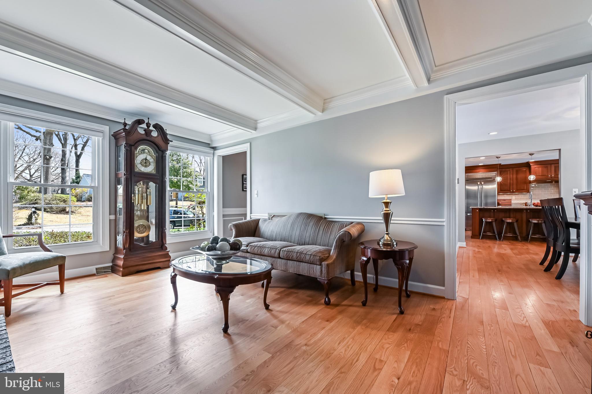 BAY HILLS - Residential