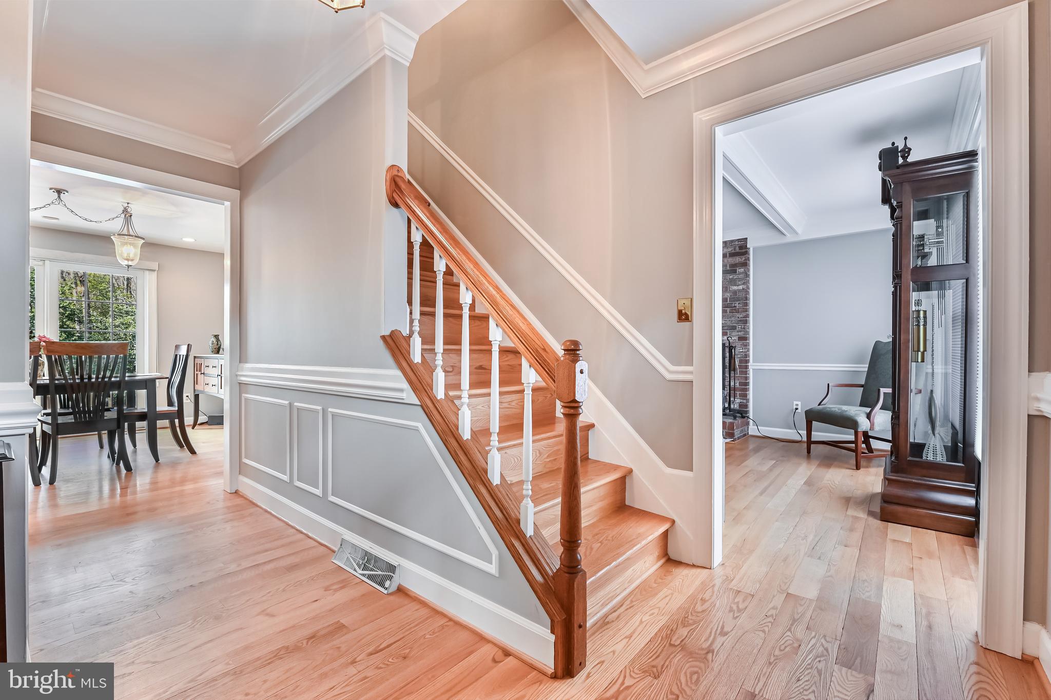 BAY HILLS - Residential