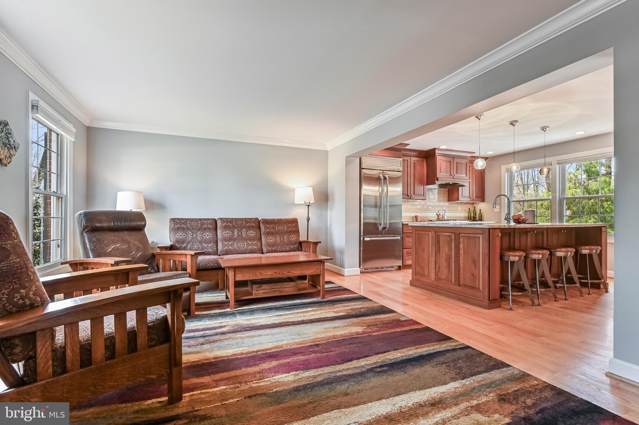 BAY HILLS - Residential