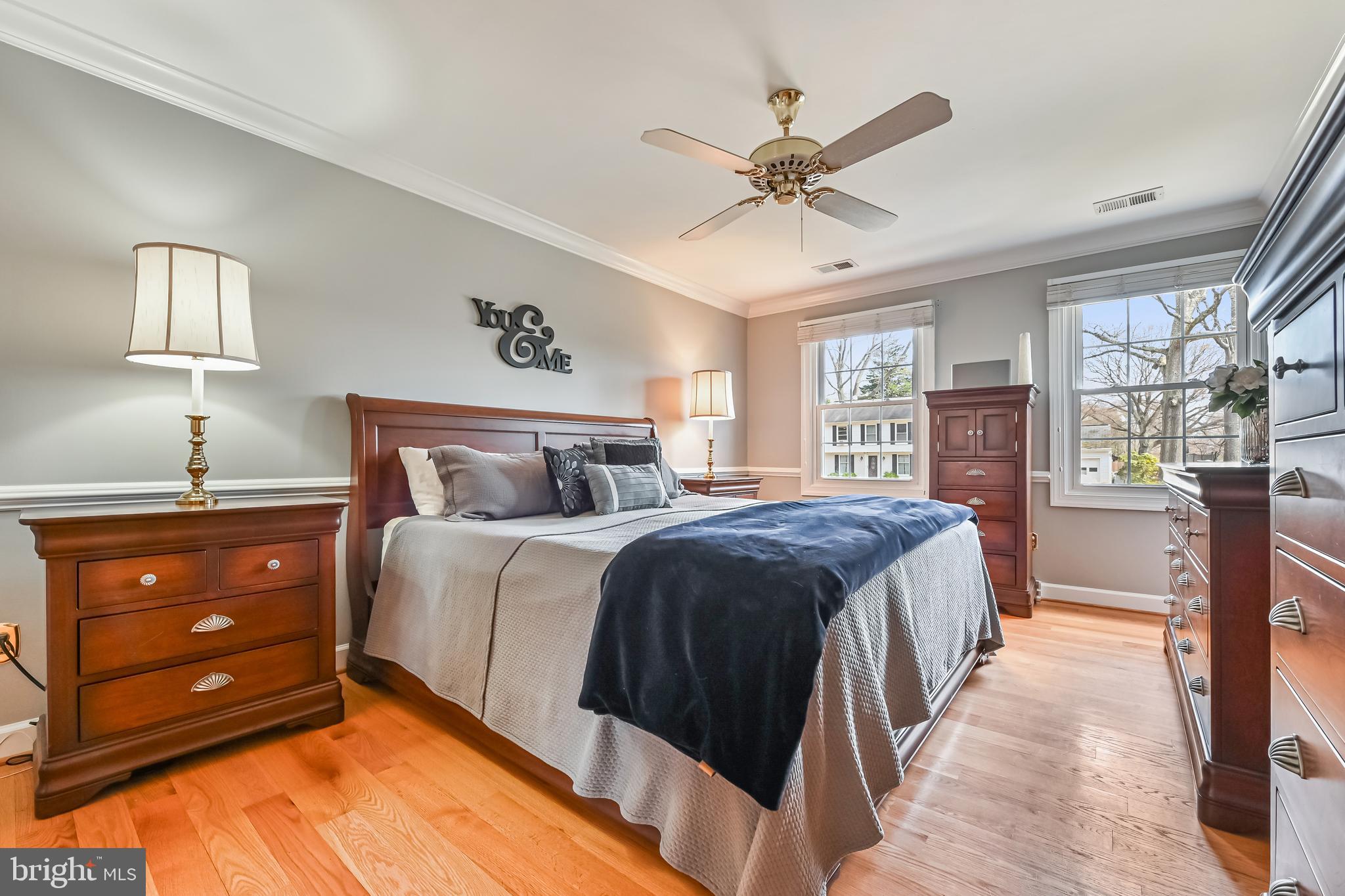 BAY HILLS - Residential