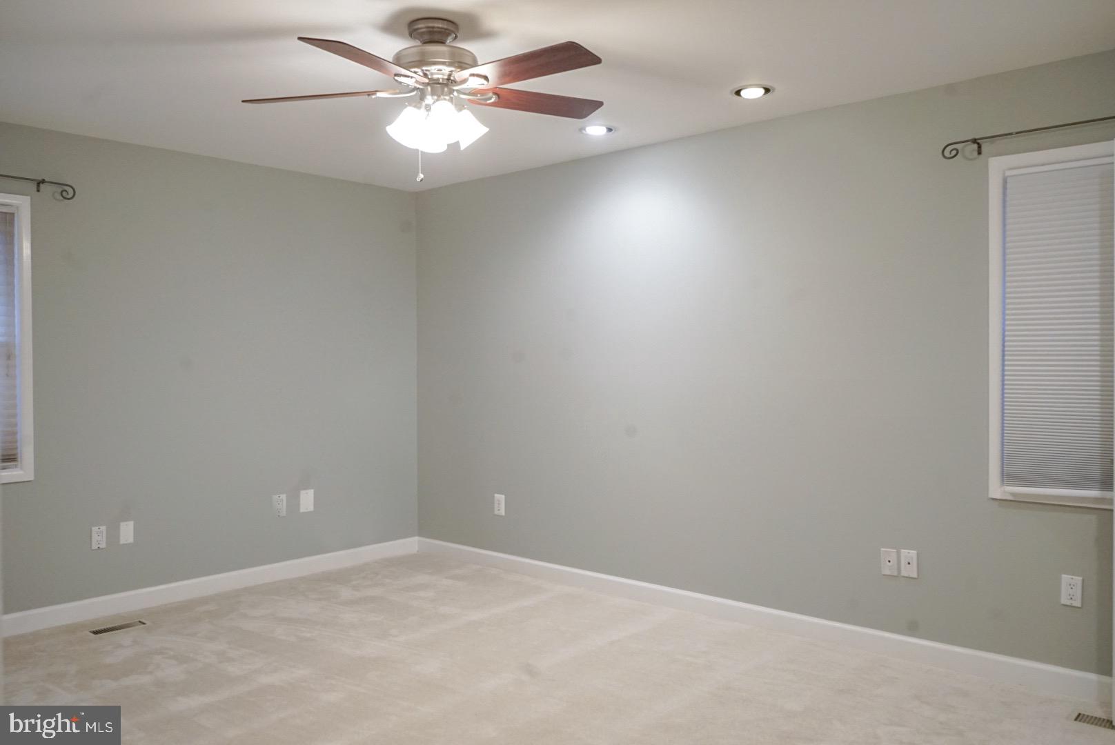 GREENBRIAR - Residential Lease