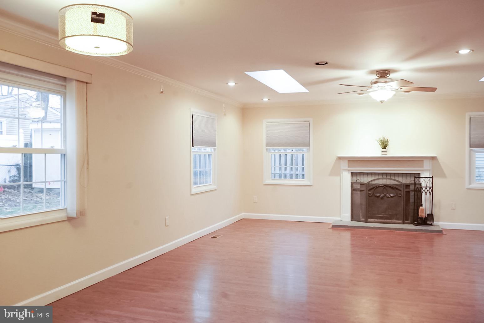 GREENBRIAR - Residential Lease