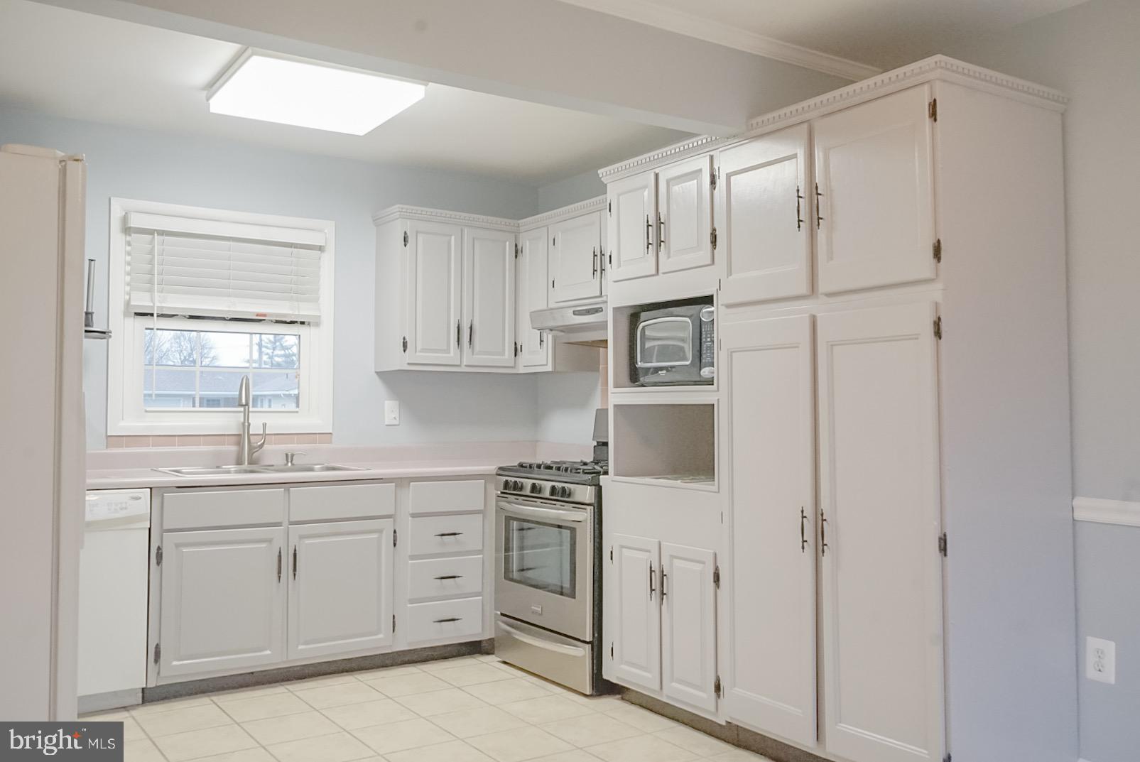 GREENBRIAR - Residential Lease