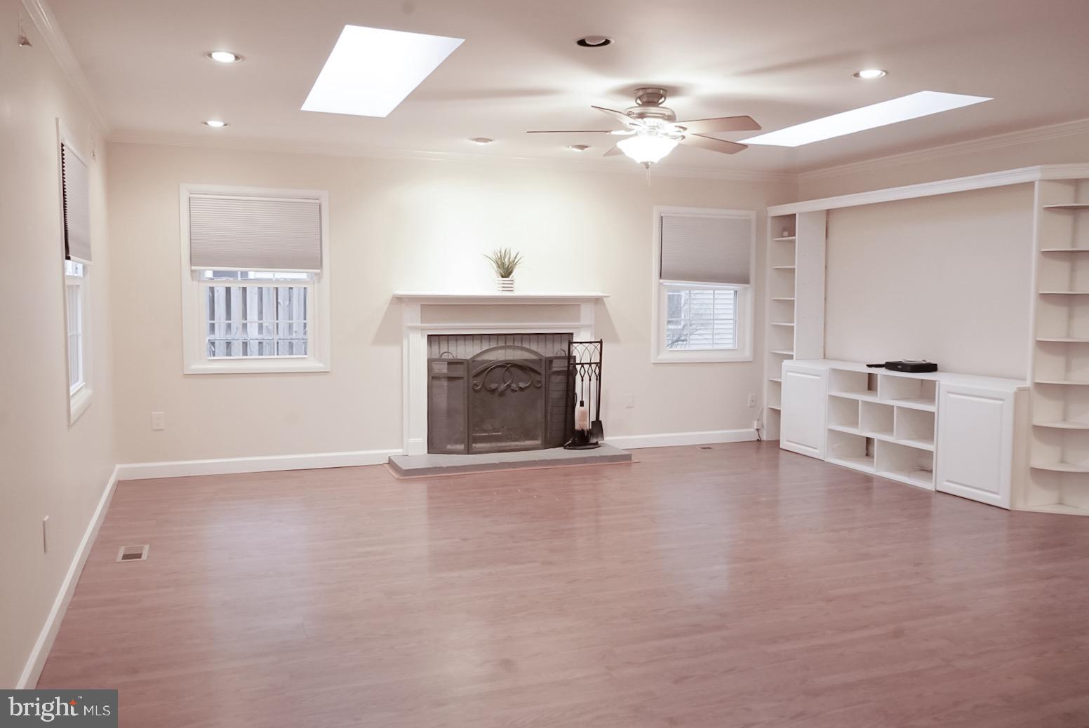 GREENBRIAR - Residential Lease