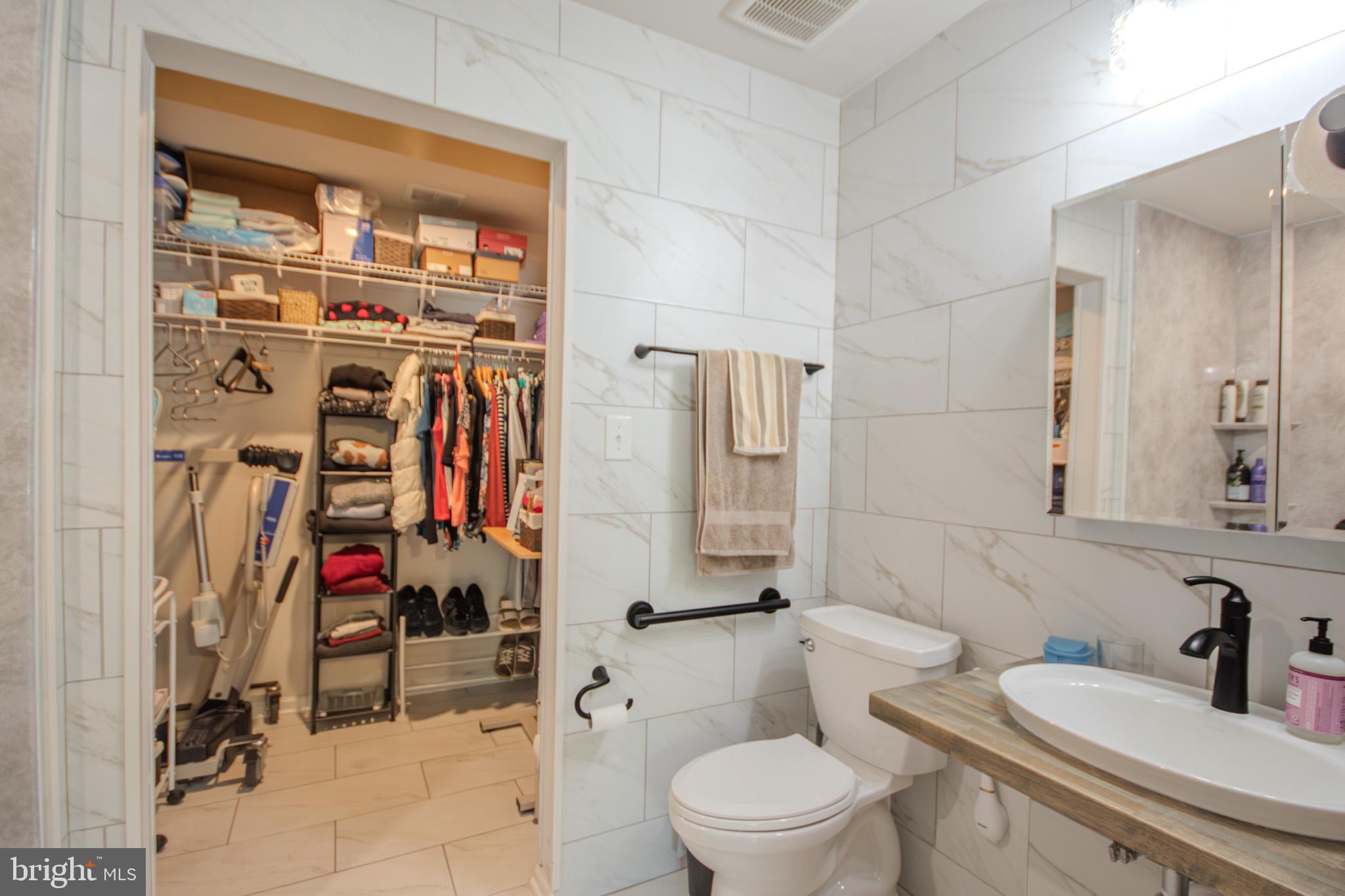 YORKSHIRE ESTATES - Residential