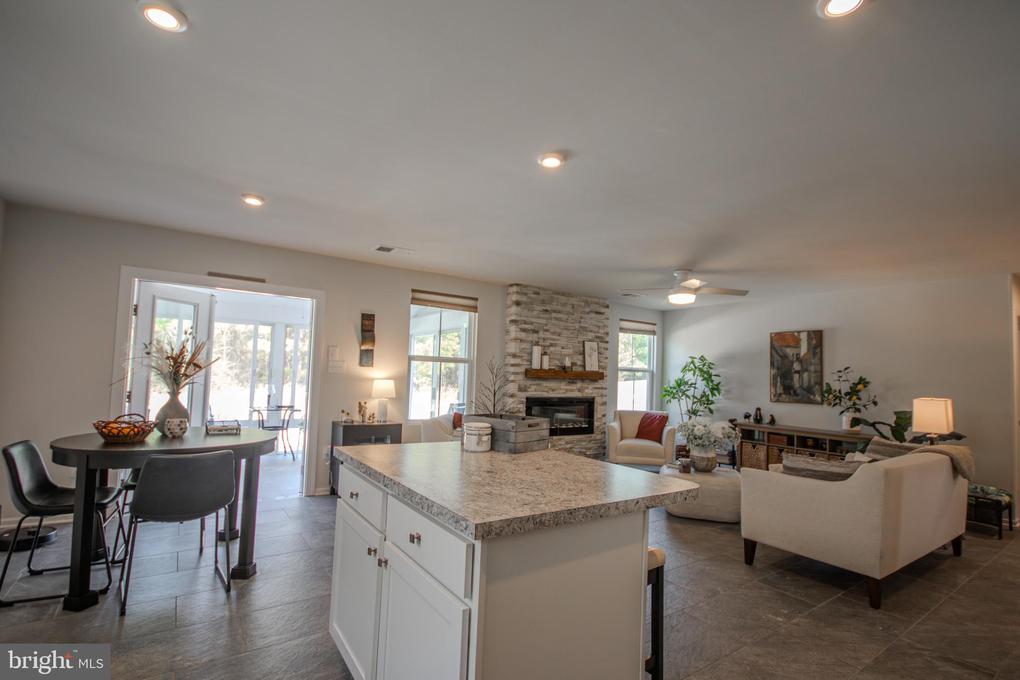 YORKSHIRE ESTATES - Residential