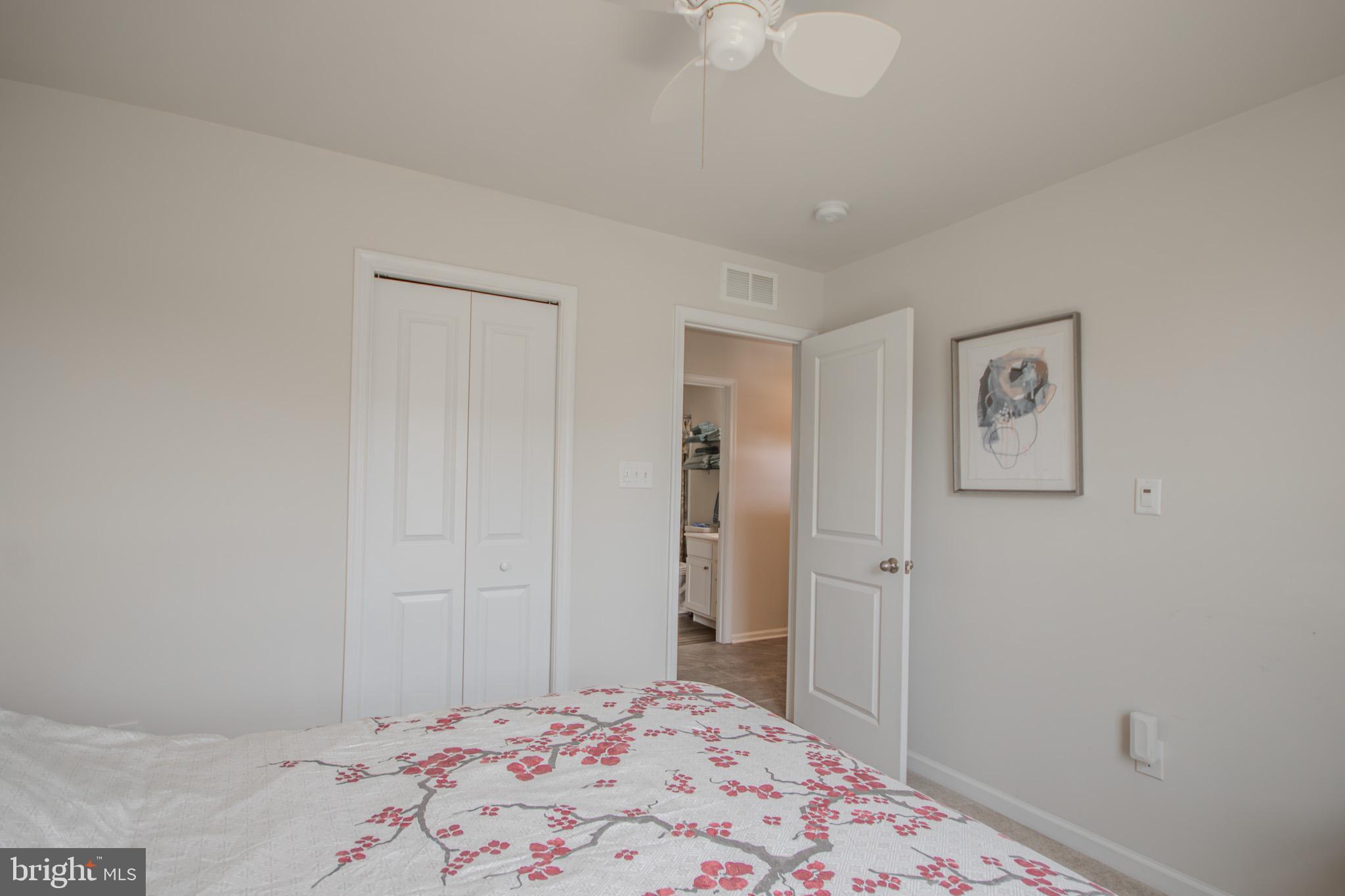 YORKSHIRE ESTATES - Residential