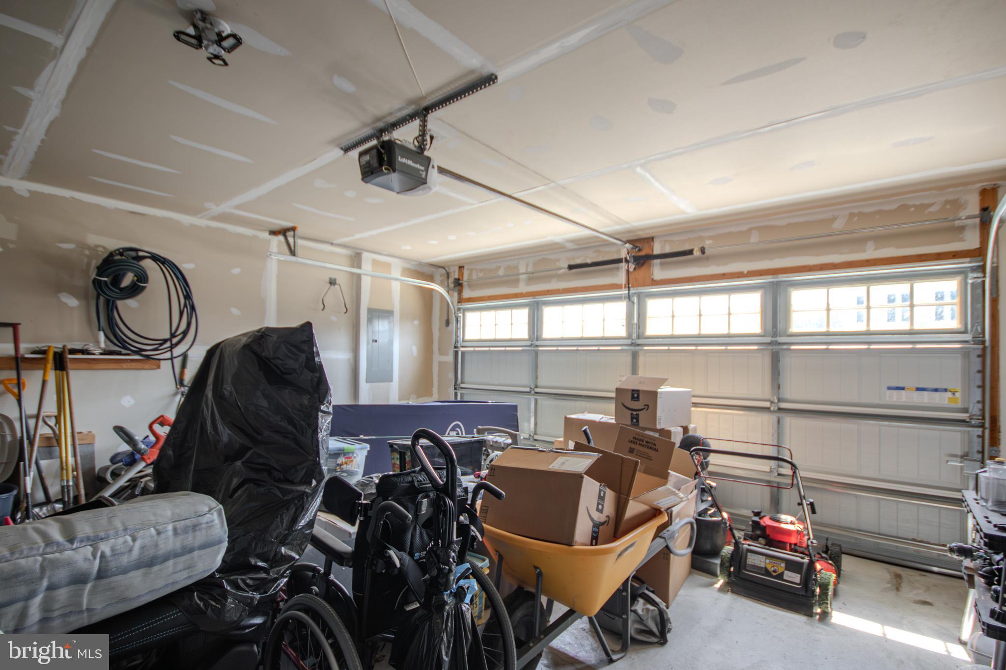 YORKSHIRE ESTATES - Residential