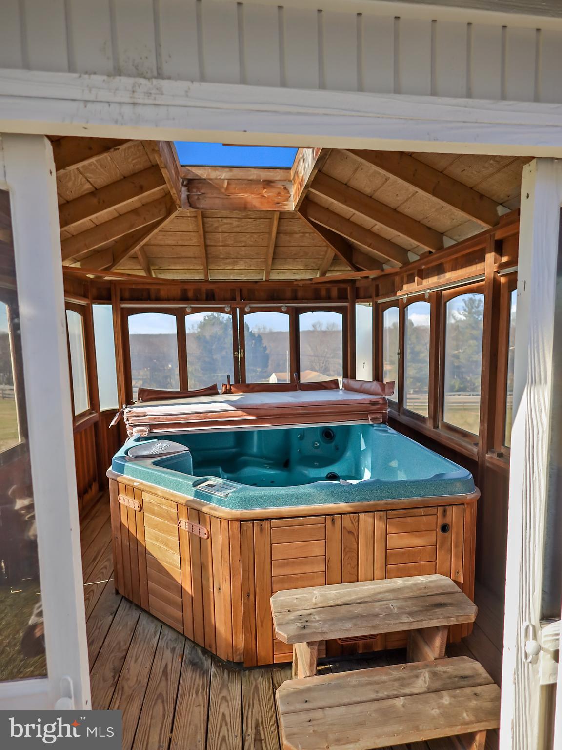 FRIENDSHIP ESTATES - Residential