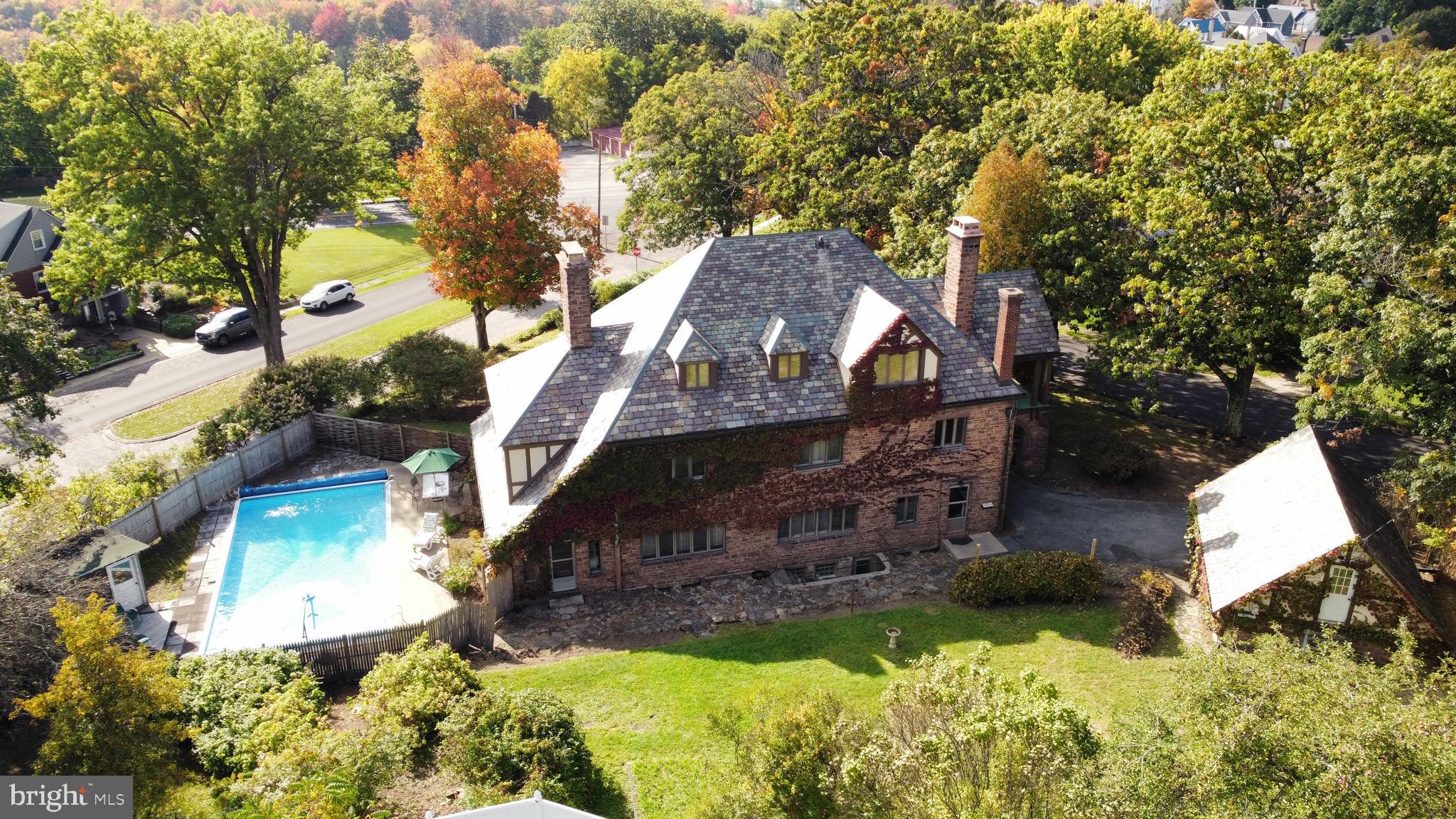 CURTIS PARK - Residential