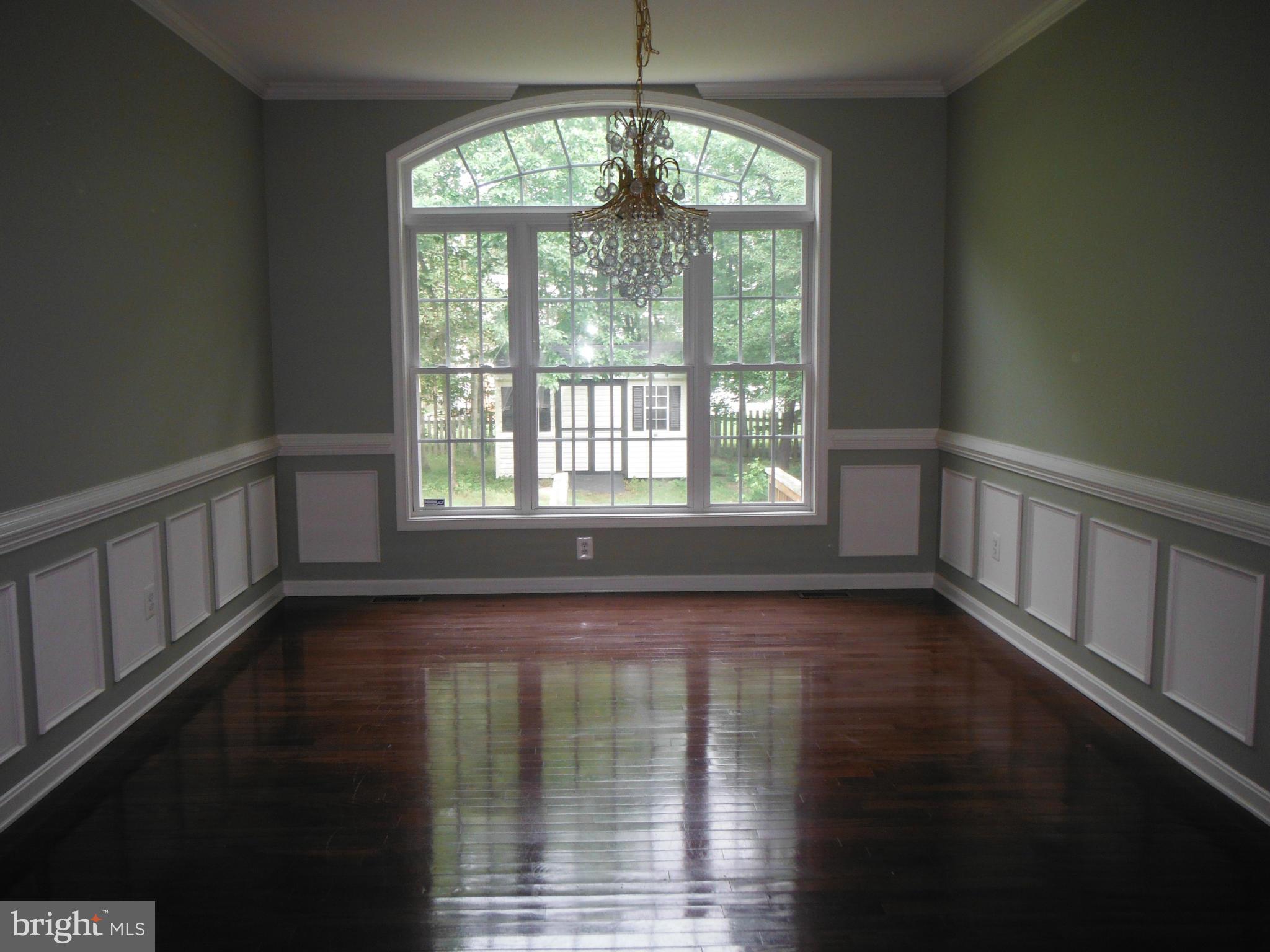 FOX POINT - Residential Lease