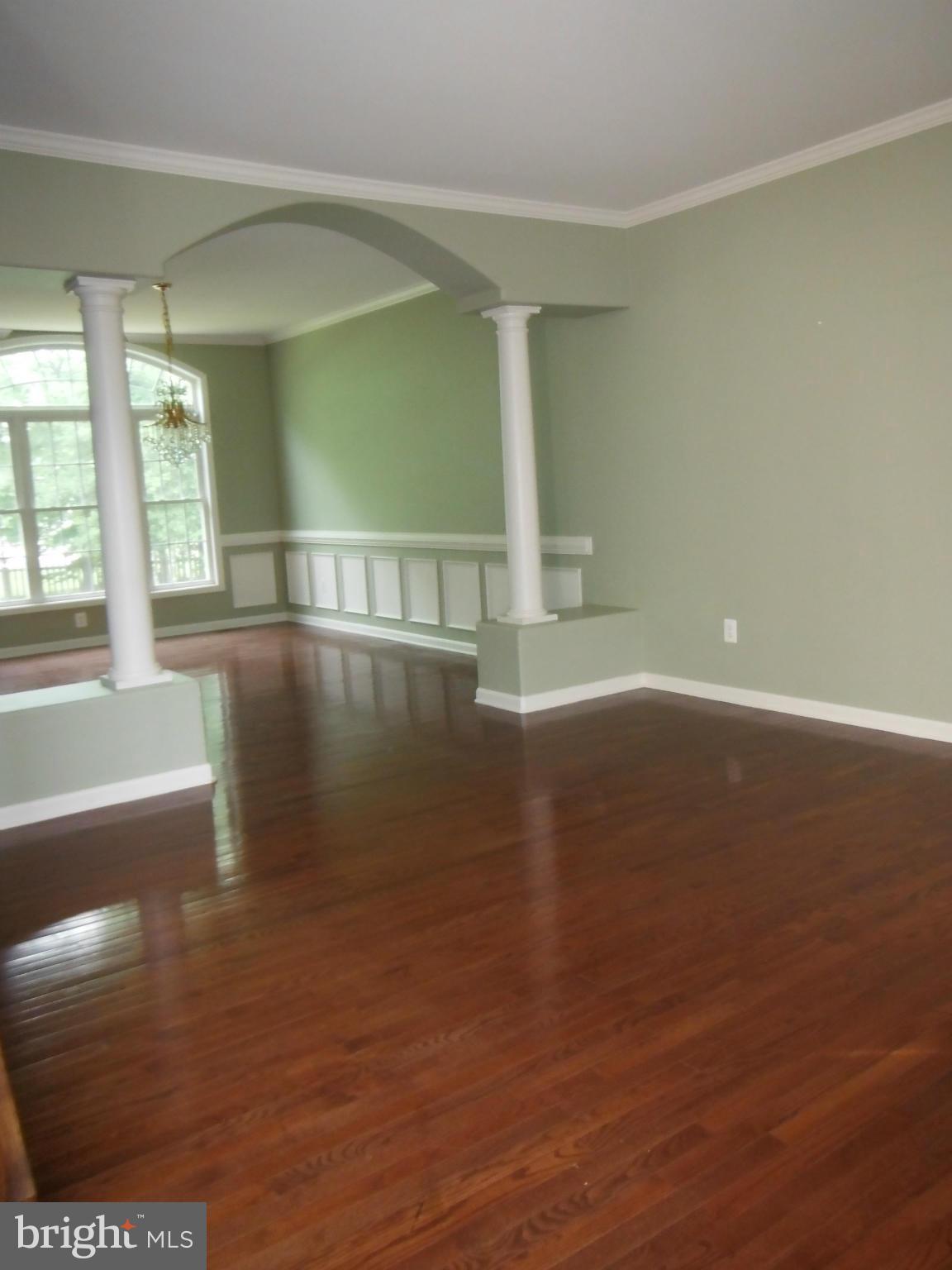 FOX POINT - Residential Lease