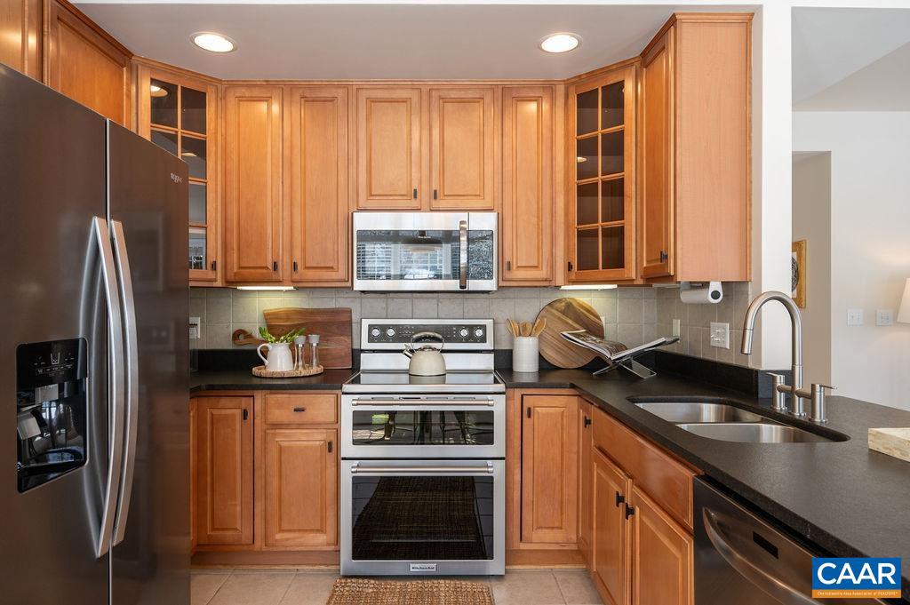 GRAYROCK - Residential