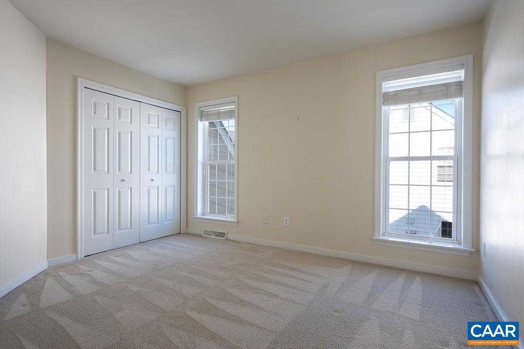 GRAYROCK - Residential