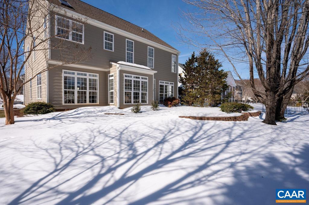 GRAYROCK - Residential