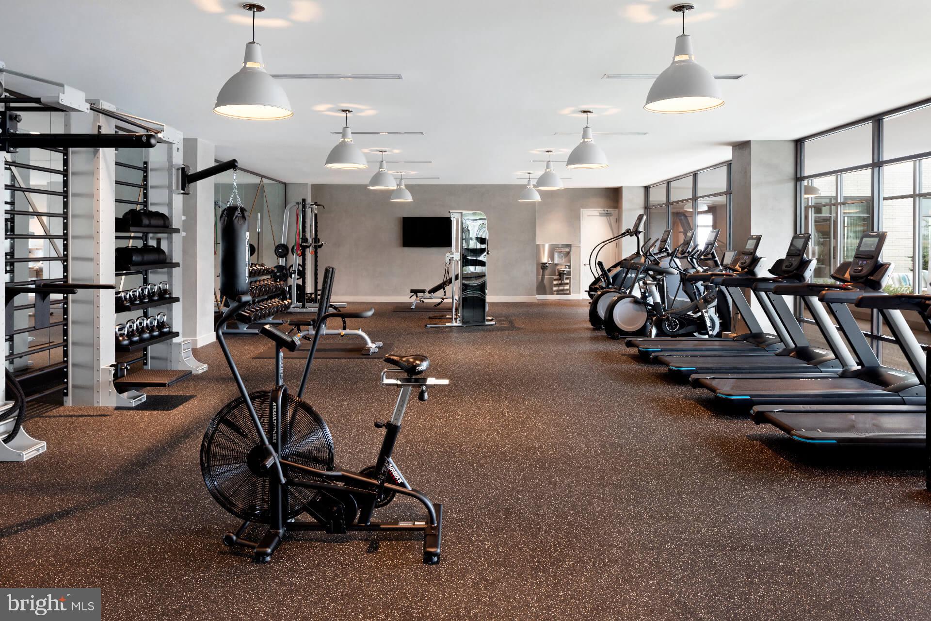 HARBOR EAST - Residential