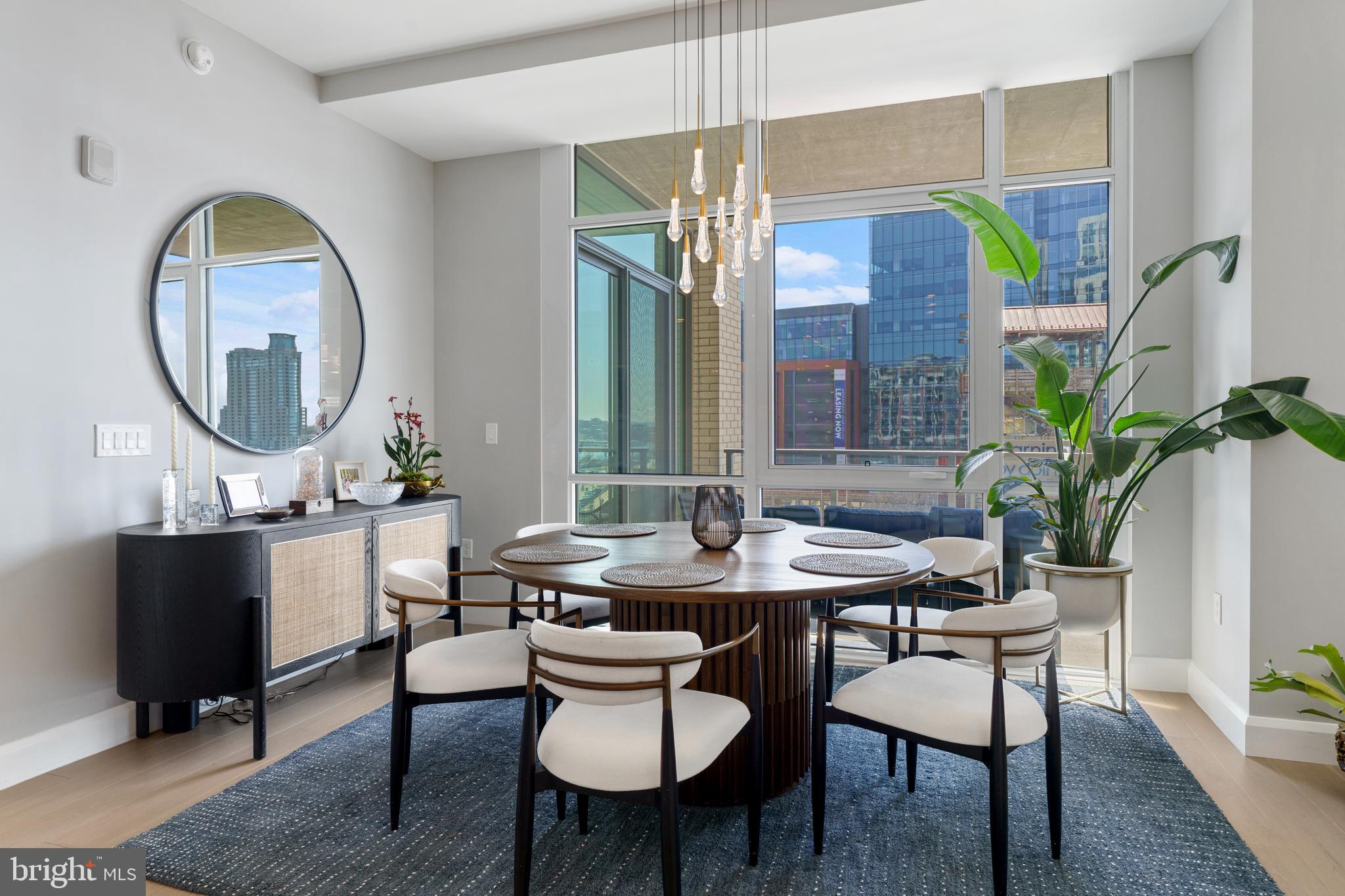 HARBOR EAST - Residential