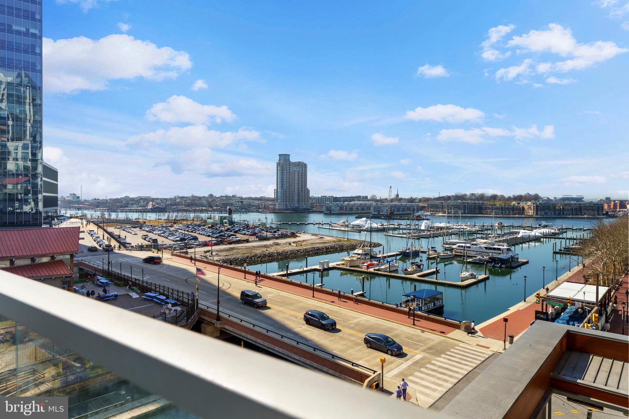 HARBOR EAST - Residential