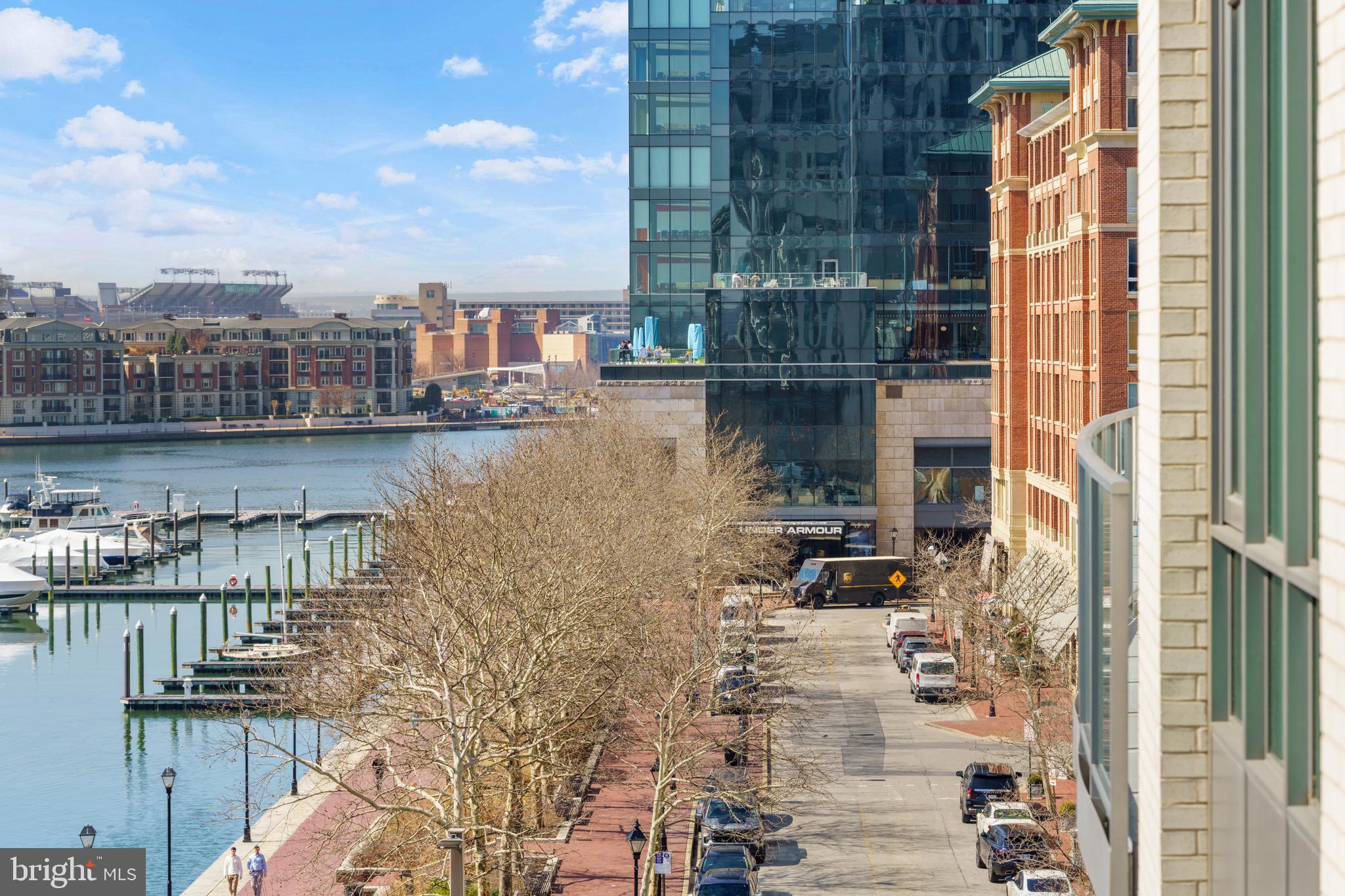 HARBOR EAST - Residential