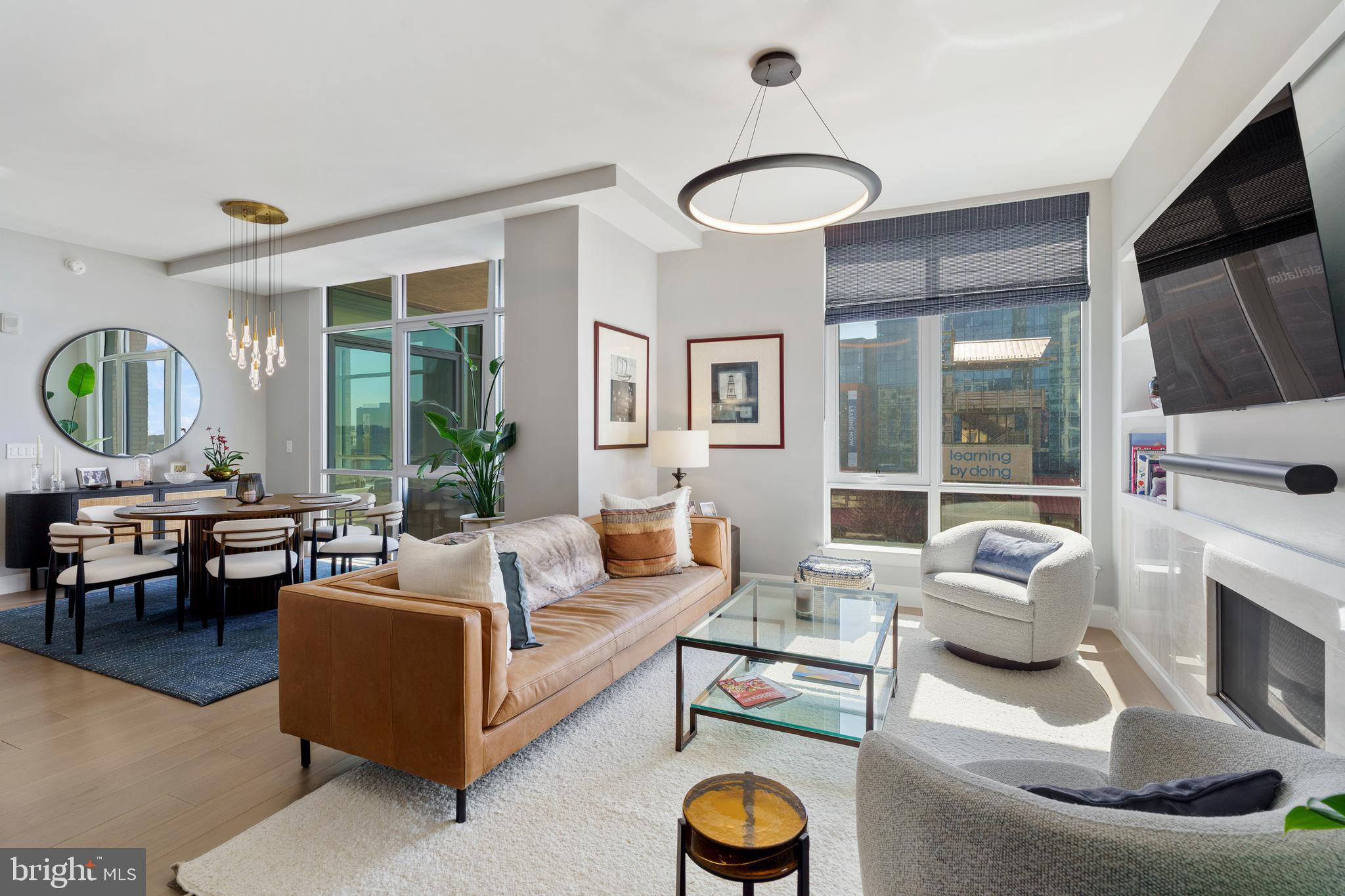 HARBOR EAST - Residential