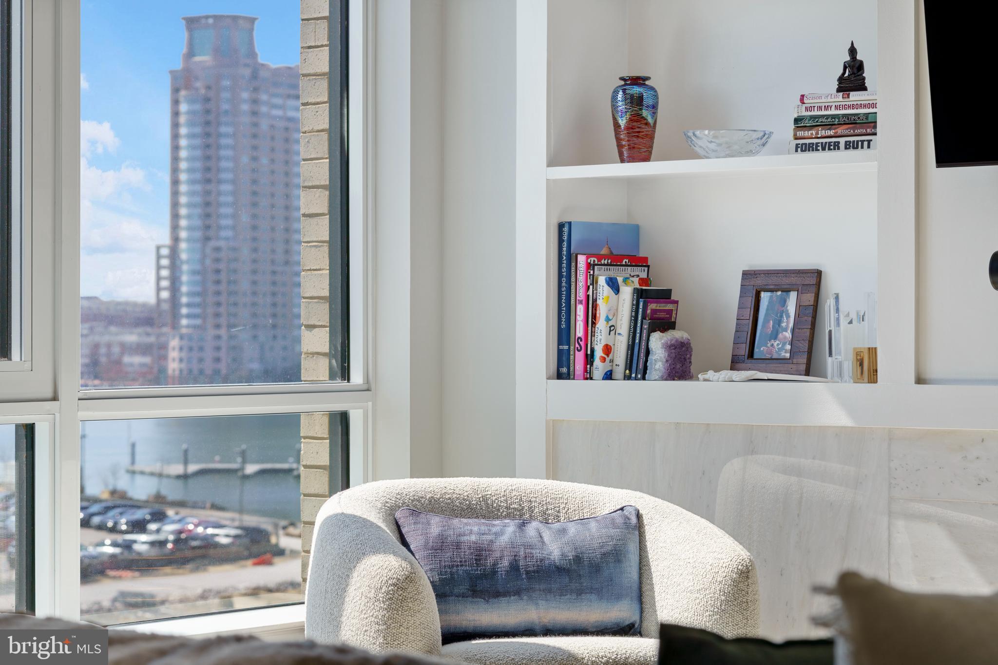 HARBOR EAST - Residential