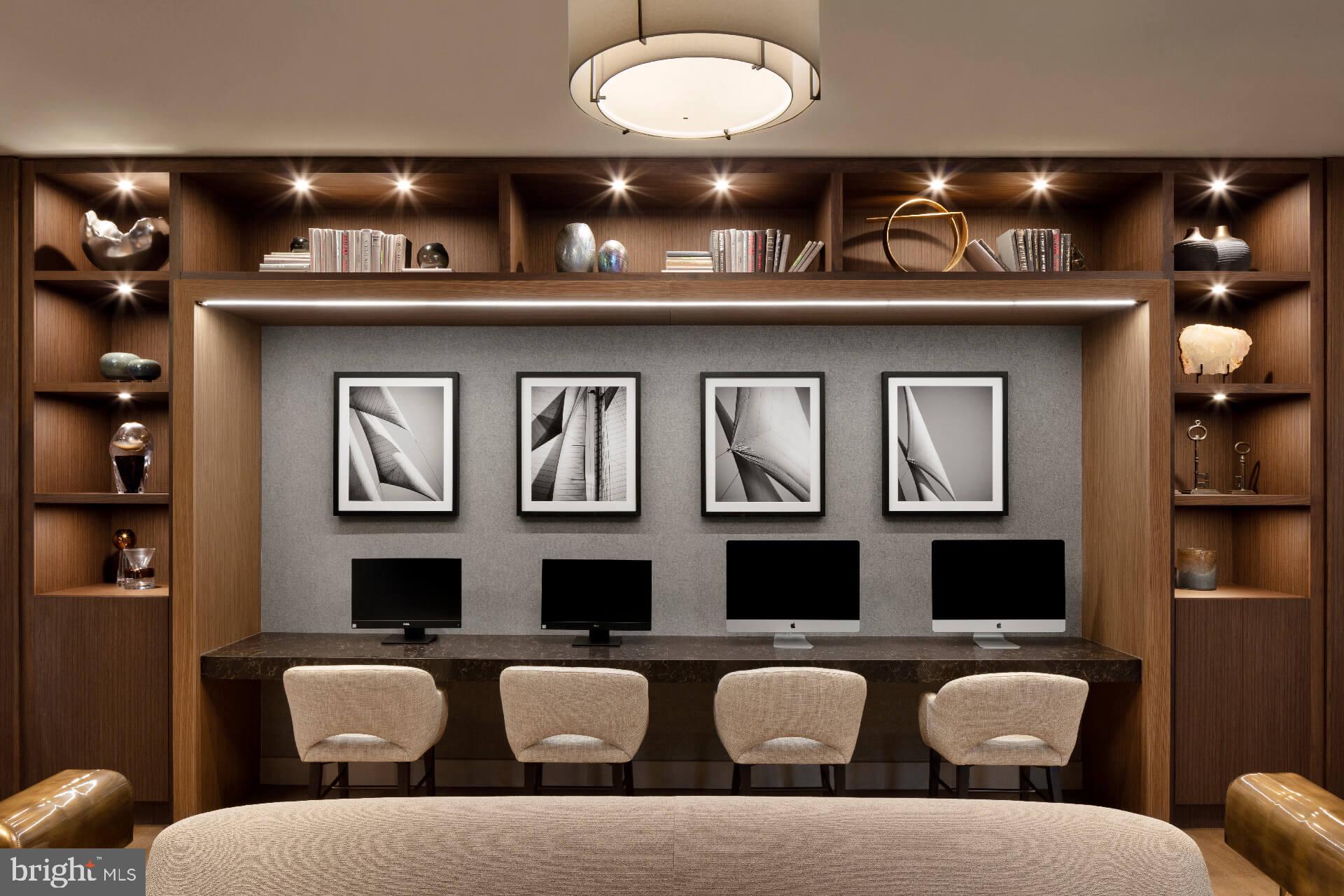 HARBOR EAST - Residential