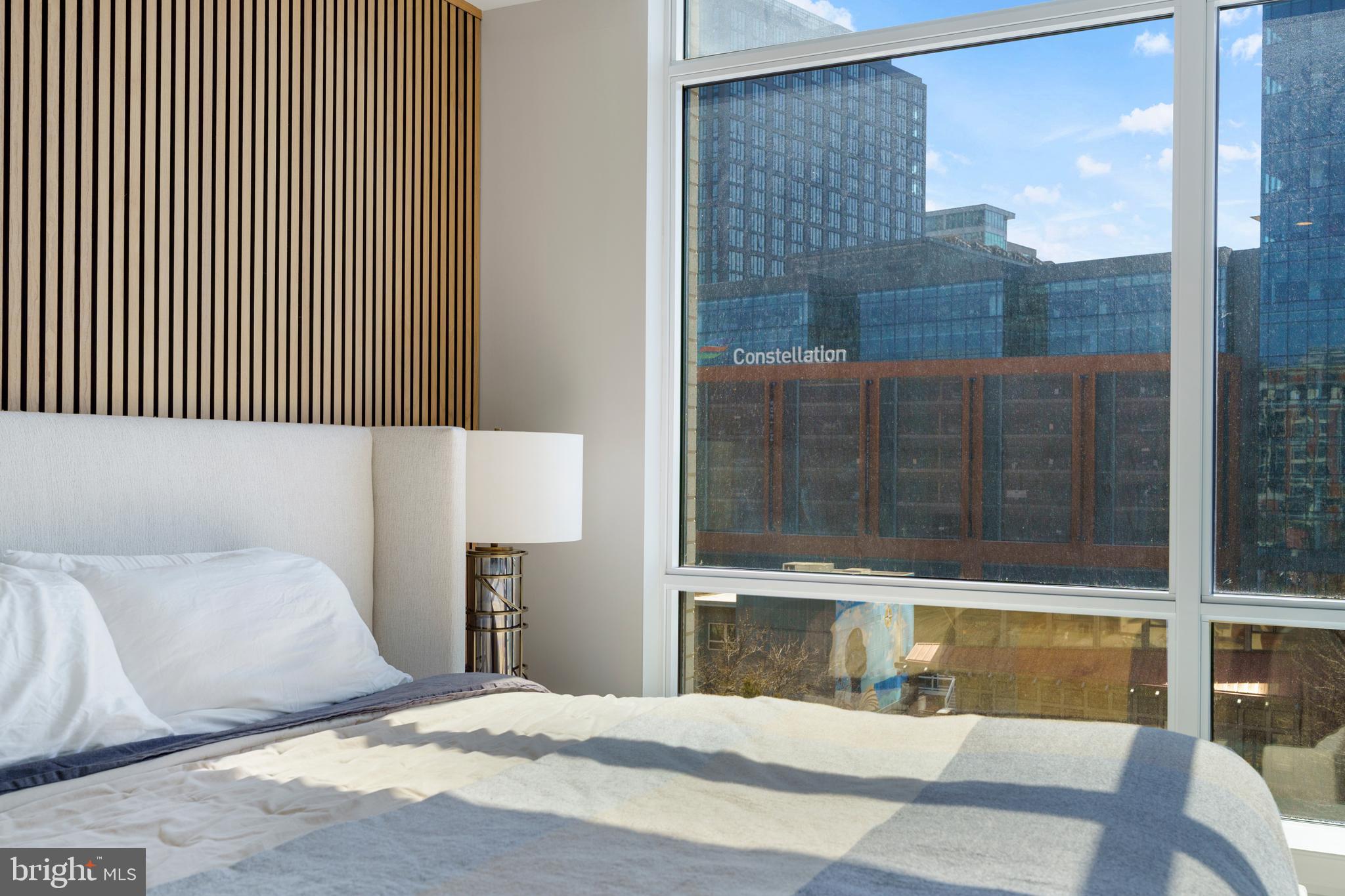 HARBOR EAST - Residential