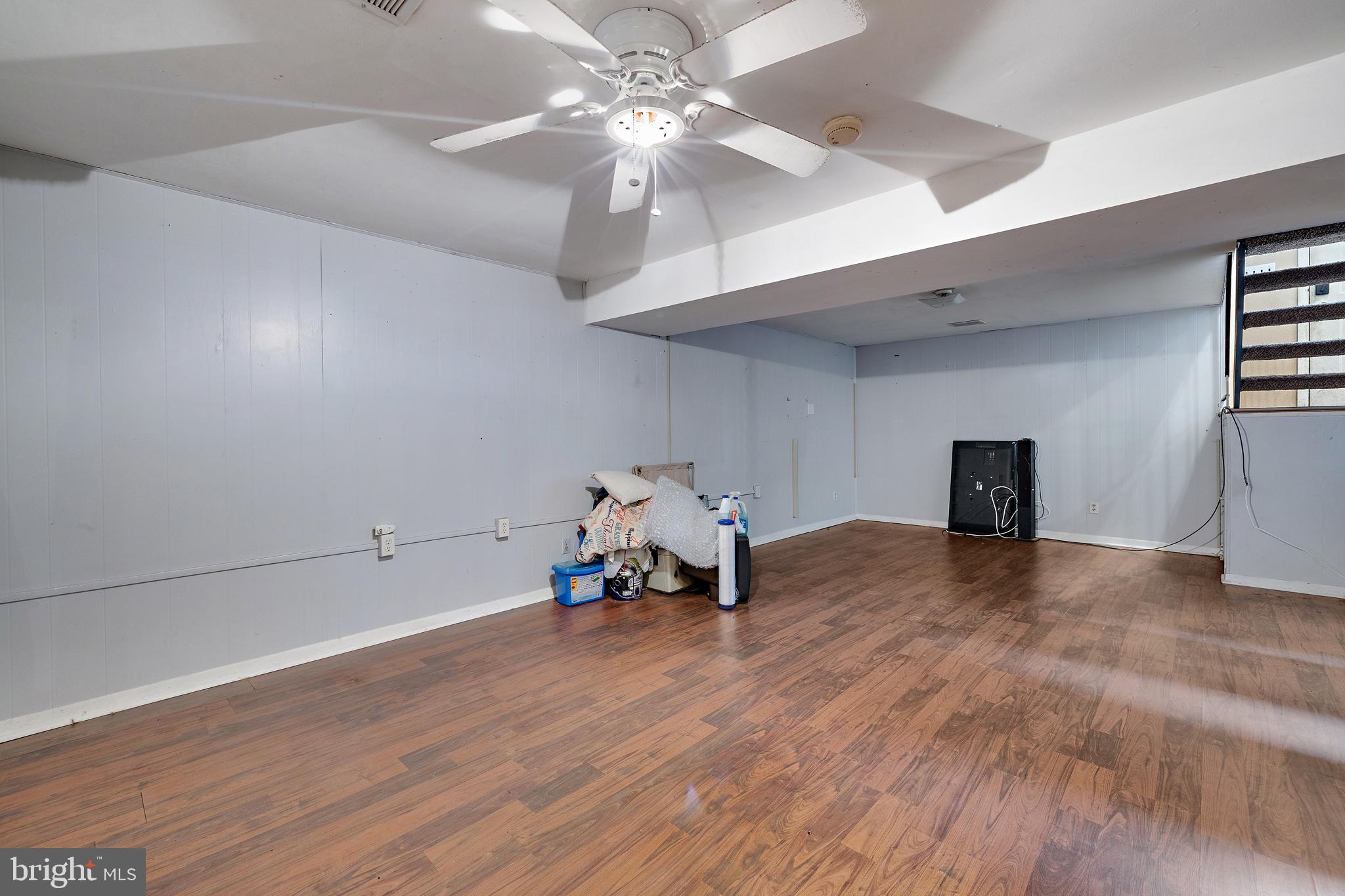 WELLINGTON - Residential