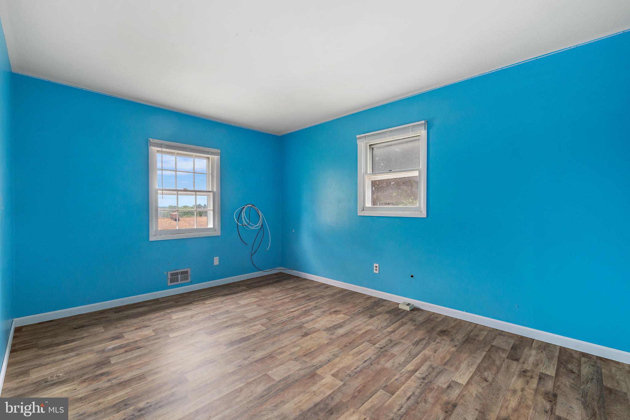 WELLINGTON - Residential