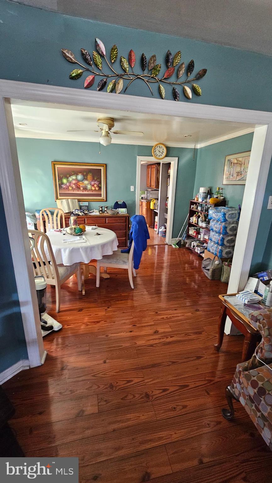 LAWNCREST - Residential