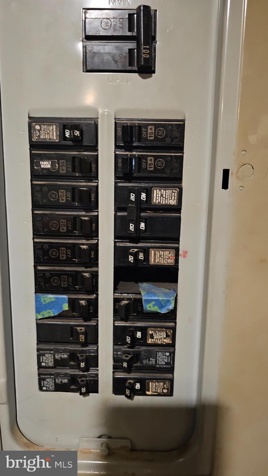 LAWNCREST - Residential