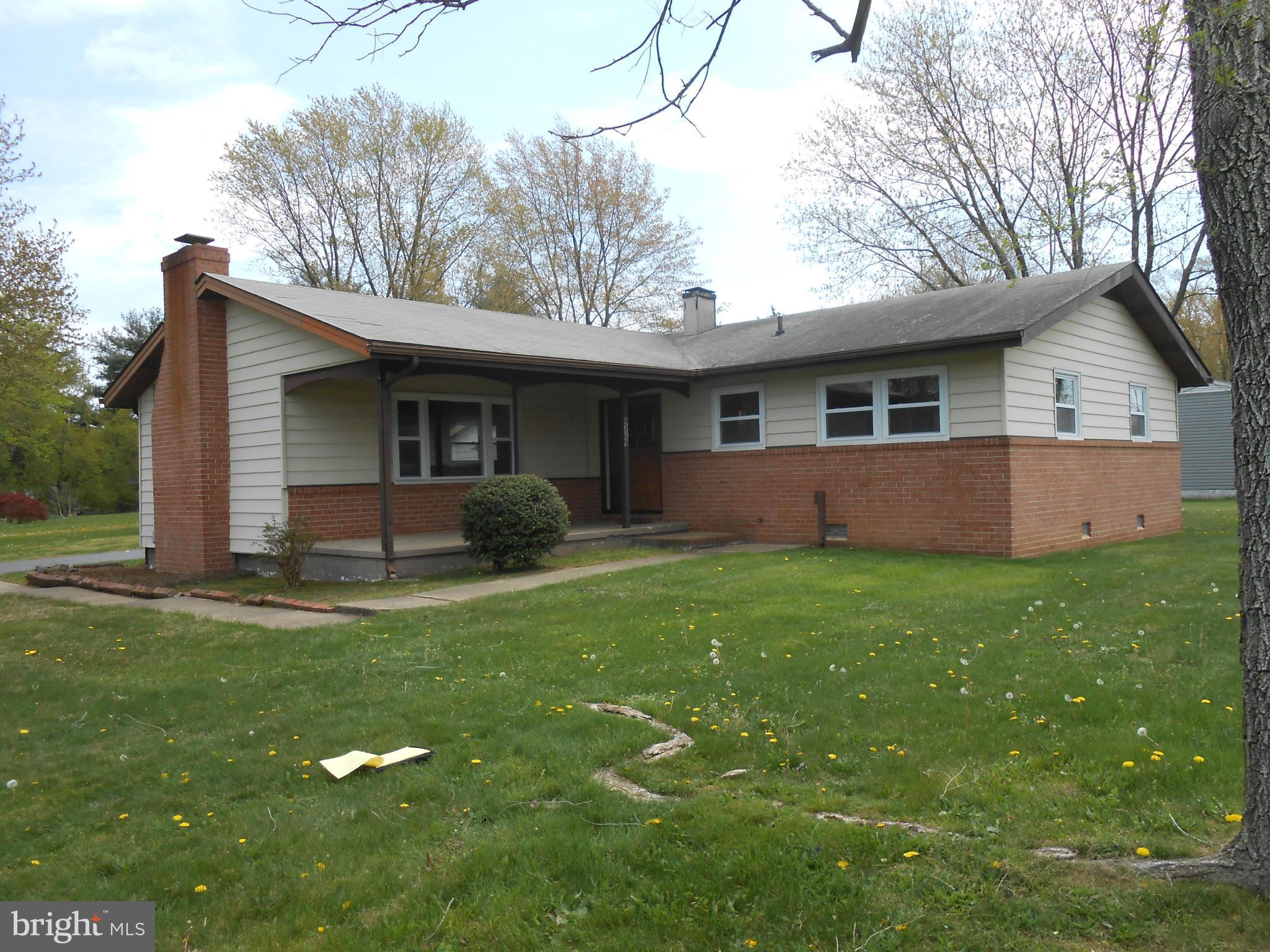 Beautiful neat , clean and very well kept rambler on large corner lot. 3 bedrooms and 2 full baths come with this single level living. Hardwood floors throughout. Breezeway to a 1+ car garage.