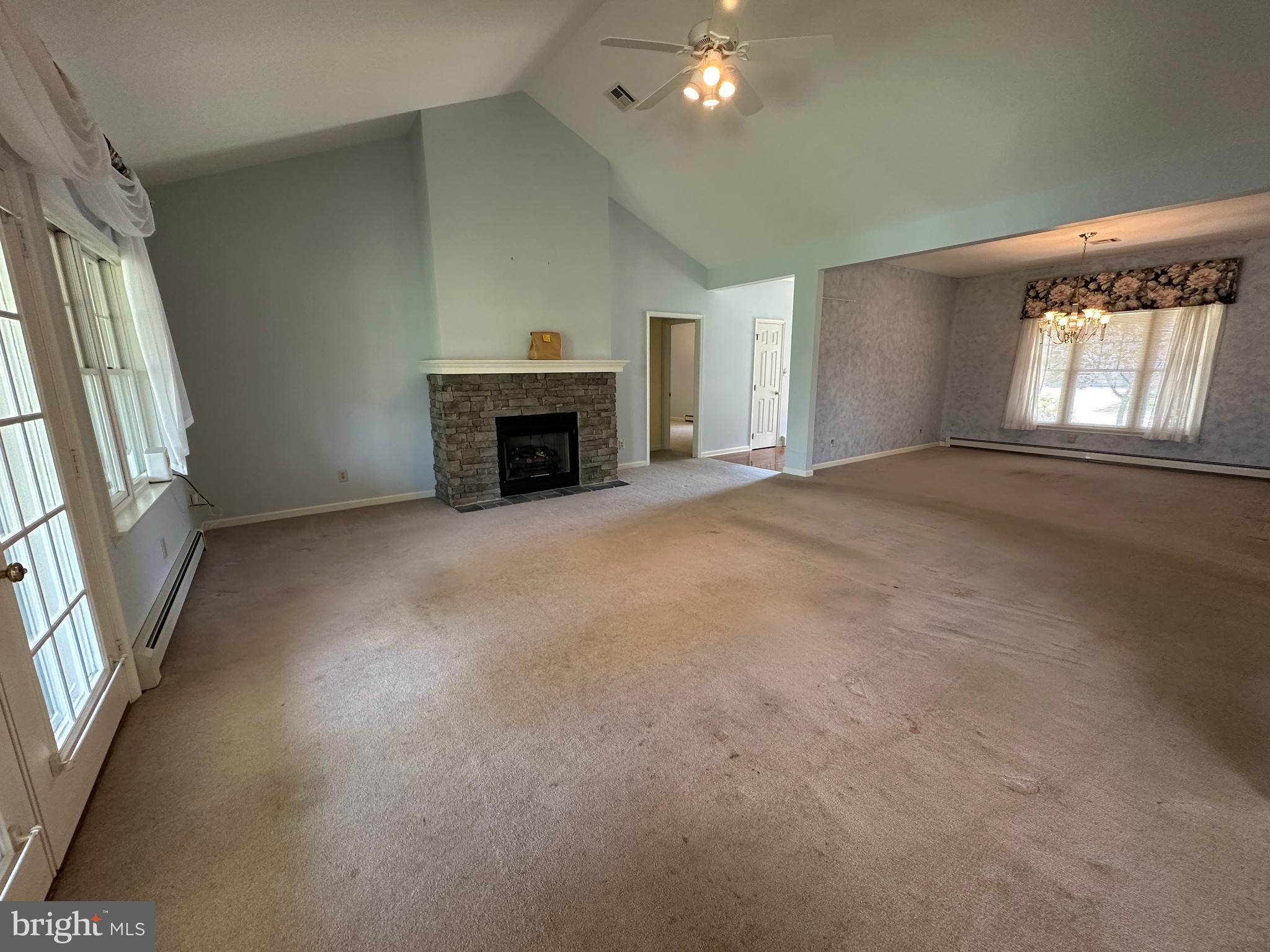 PENN NATIONAL ESTATES - Residential