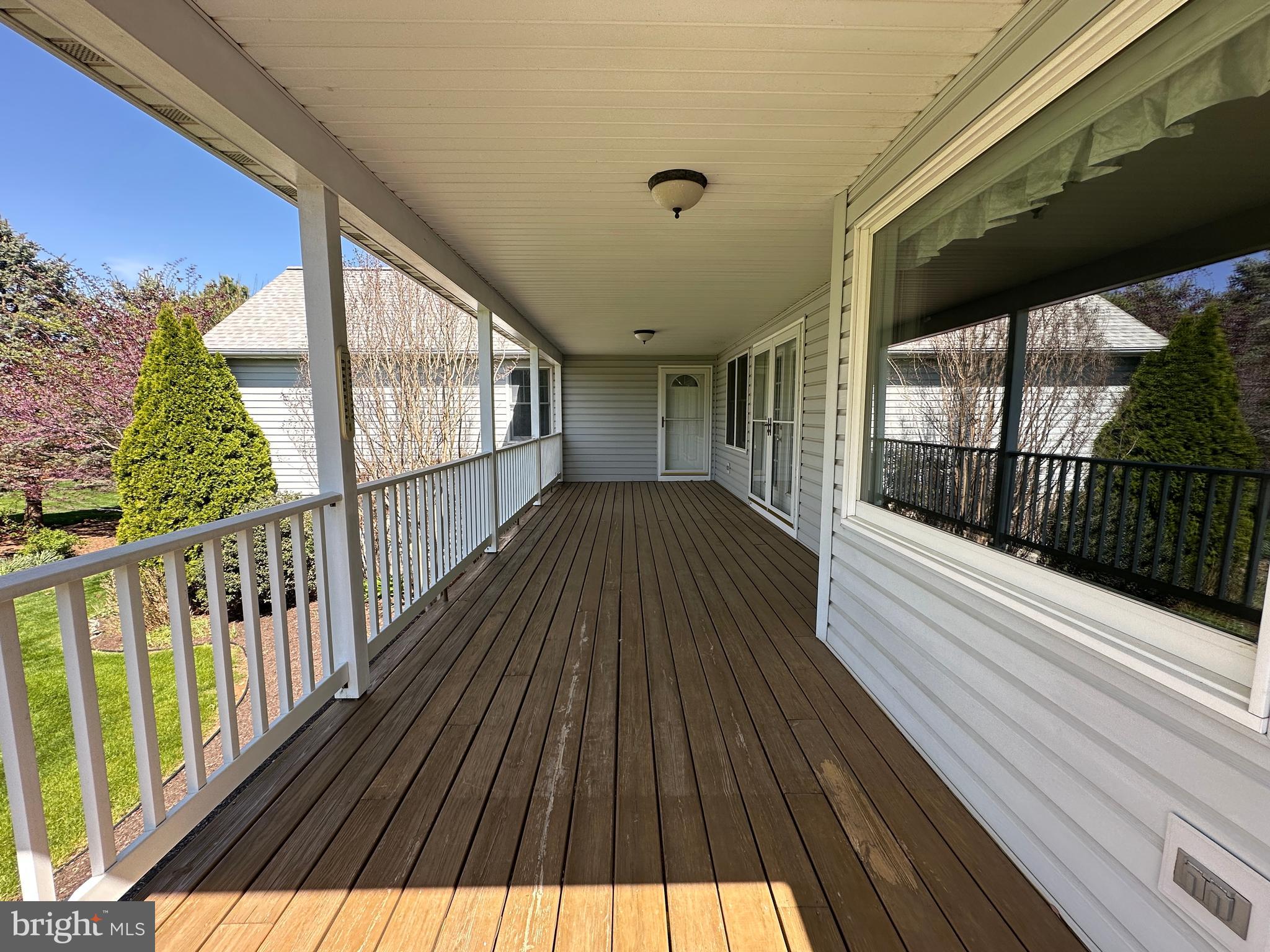 PENN NATIONAL ESTATES - Residential