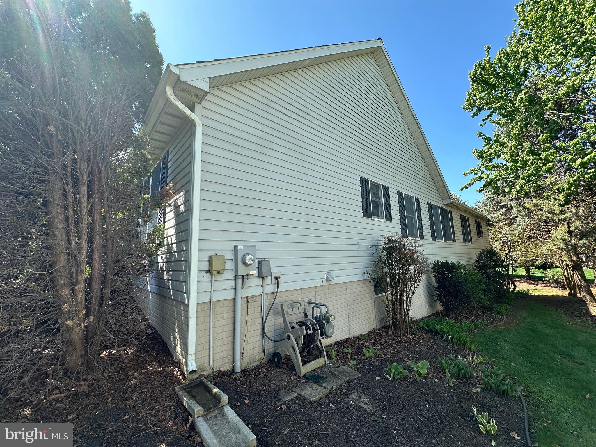 PENN NATIONAL ESTATES - Residential