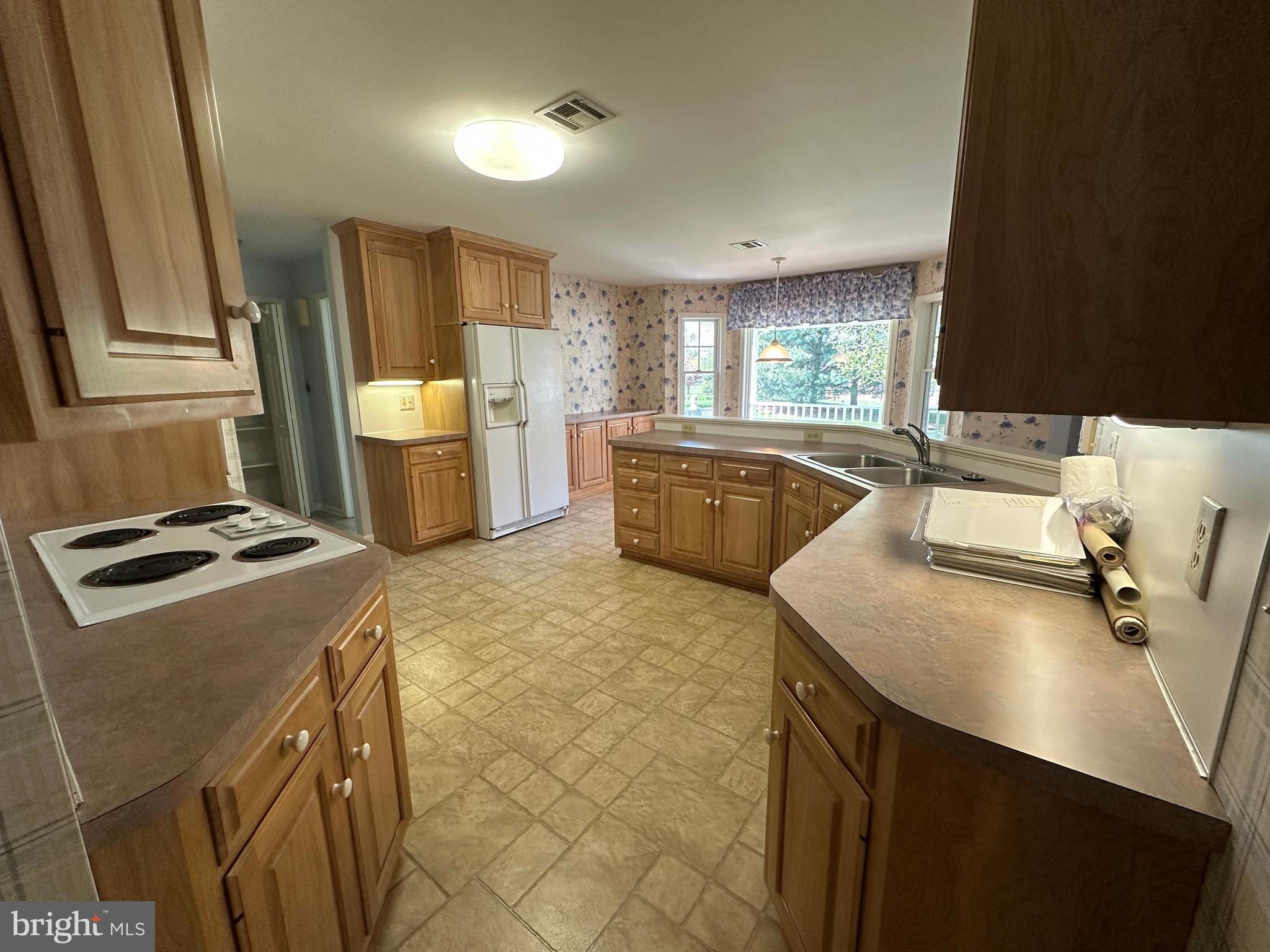 PENN NATIONAL ESTATES - Residential