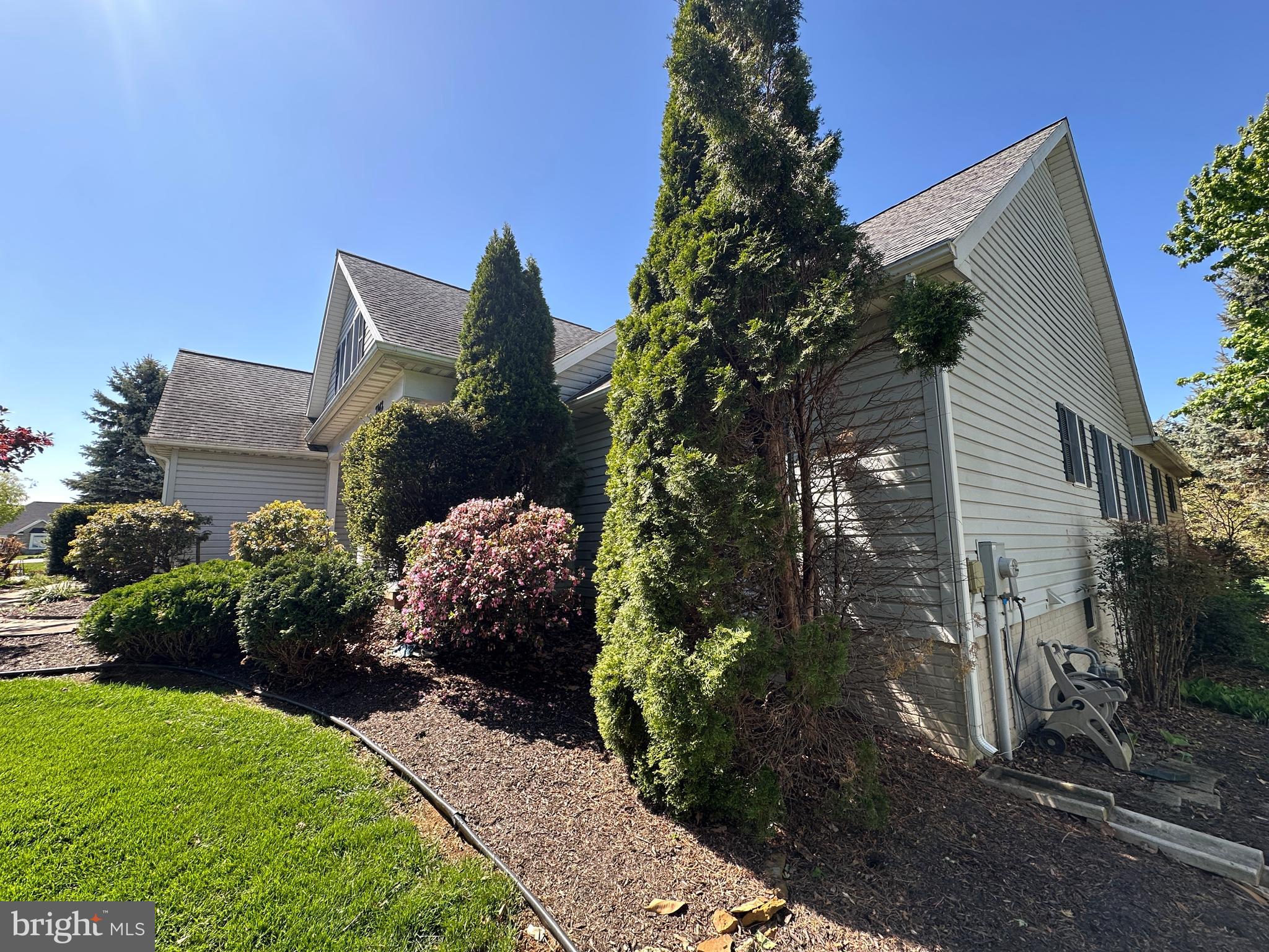 PENN NATIONAL ESTATES - Residential