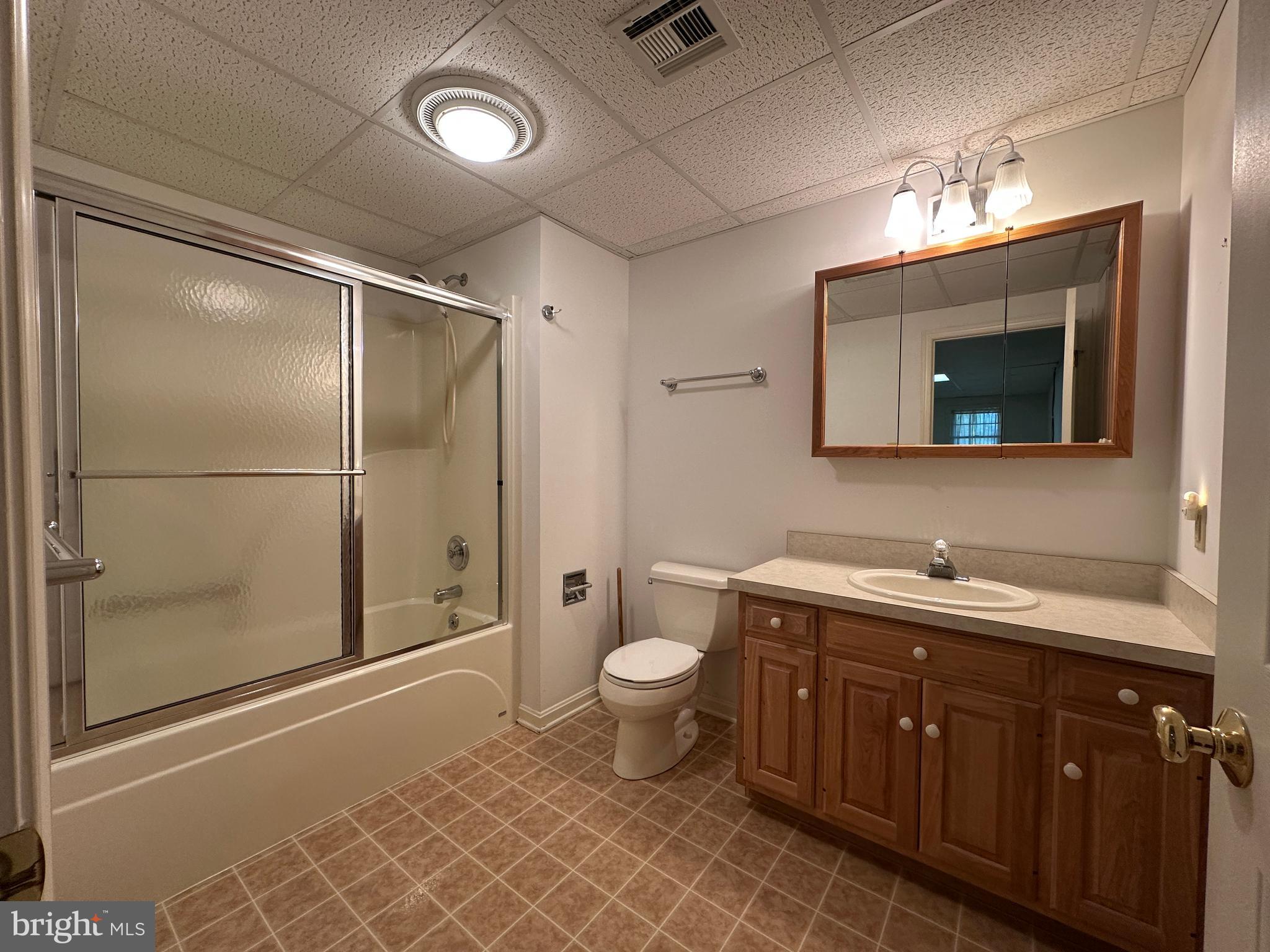 PENN NATIONAL ESTATES - Residential