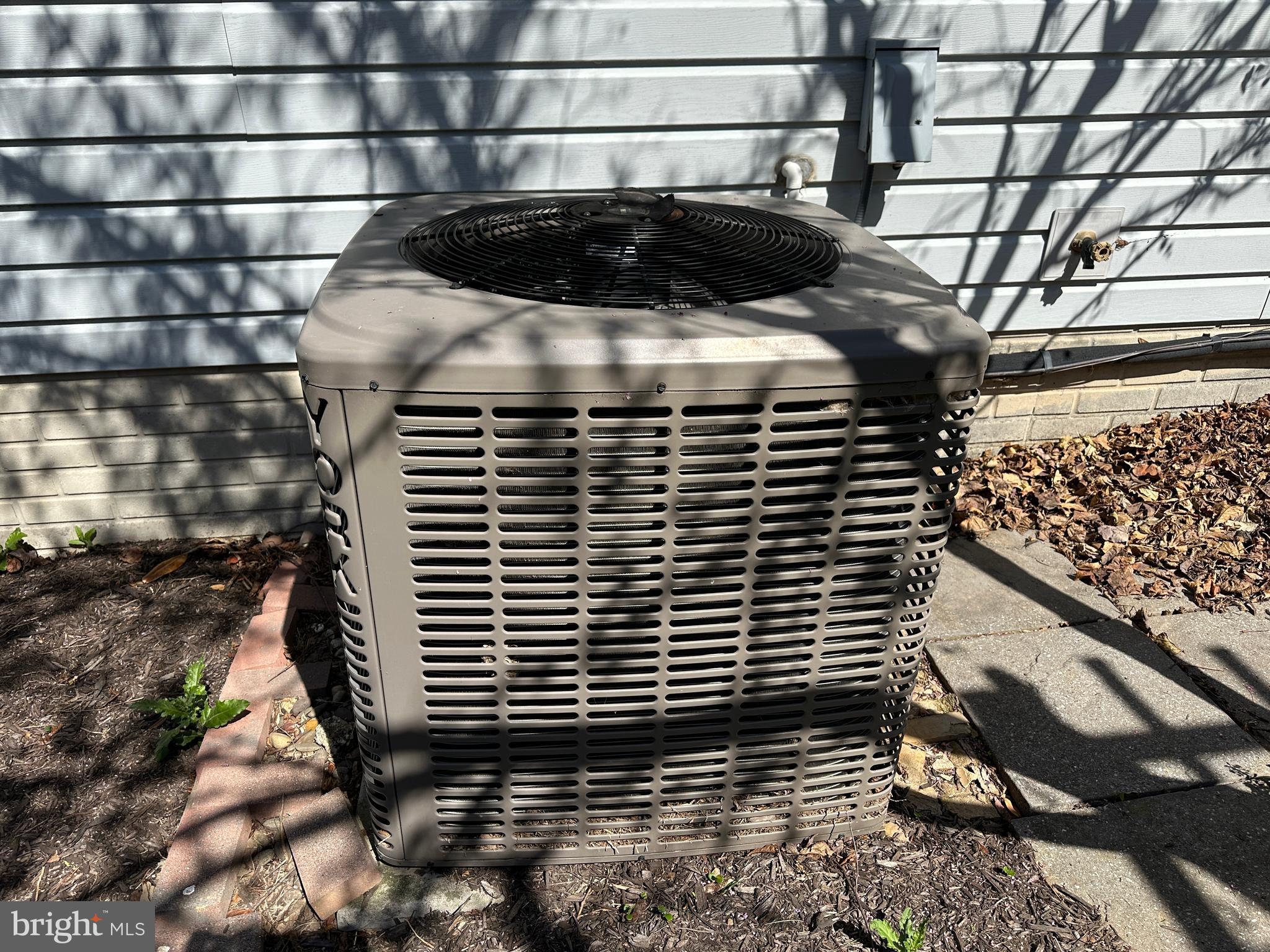 PENN NATIONAL ESTATES - Residential