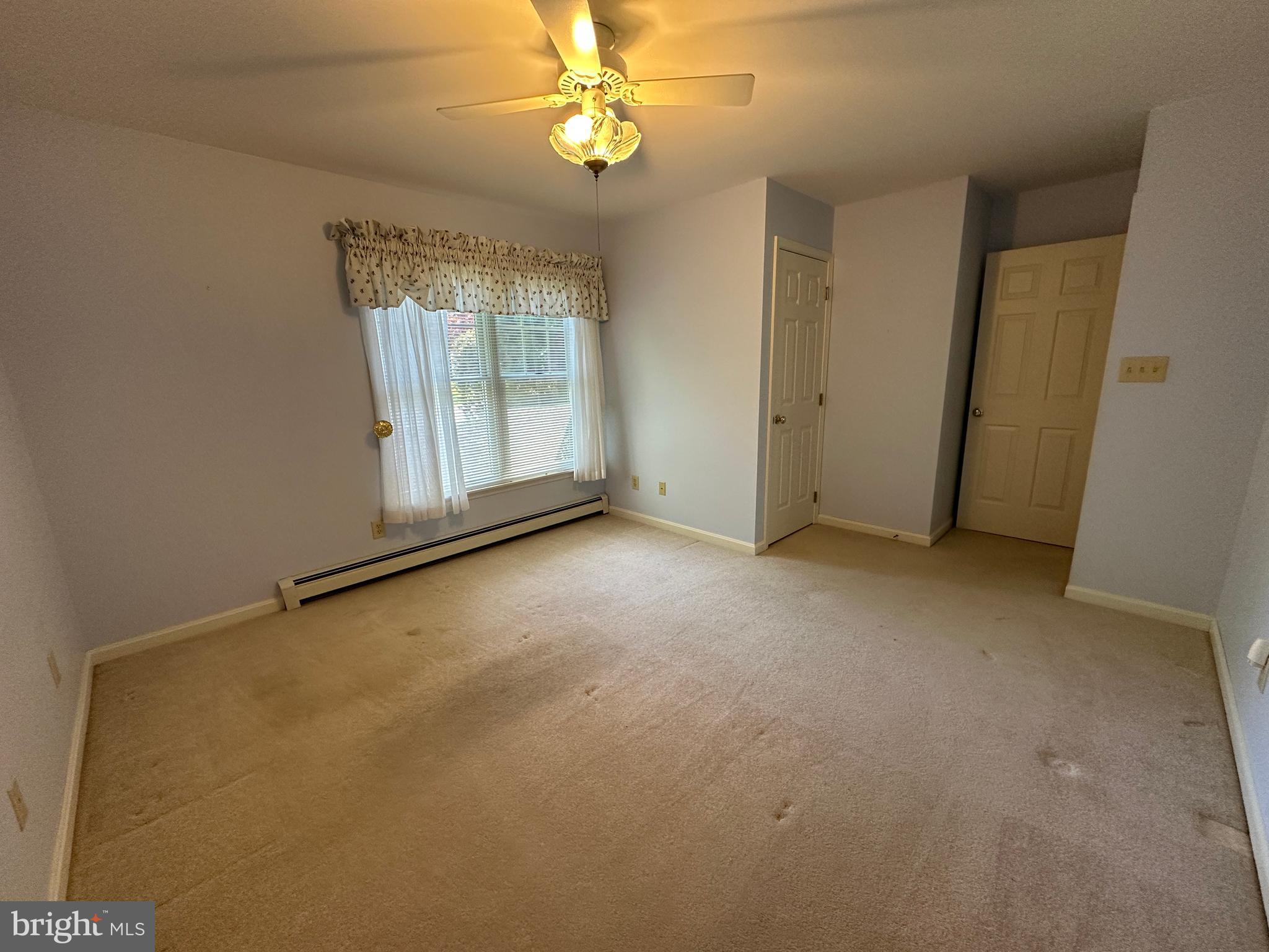 PENN NATIONAL ESTATES - Residential